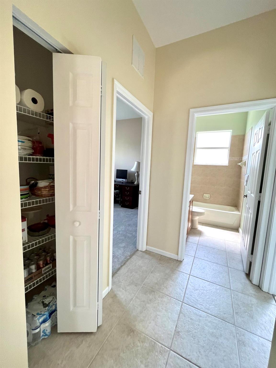 412 N Key Lime Square SW