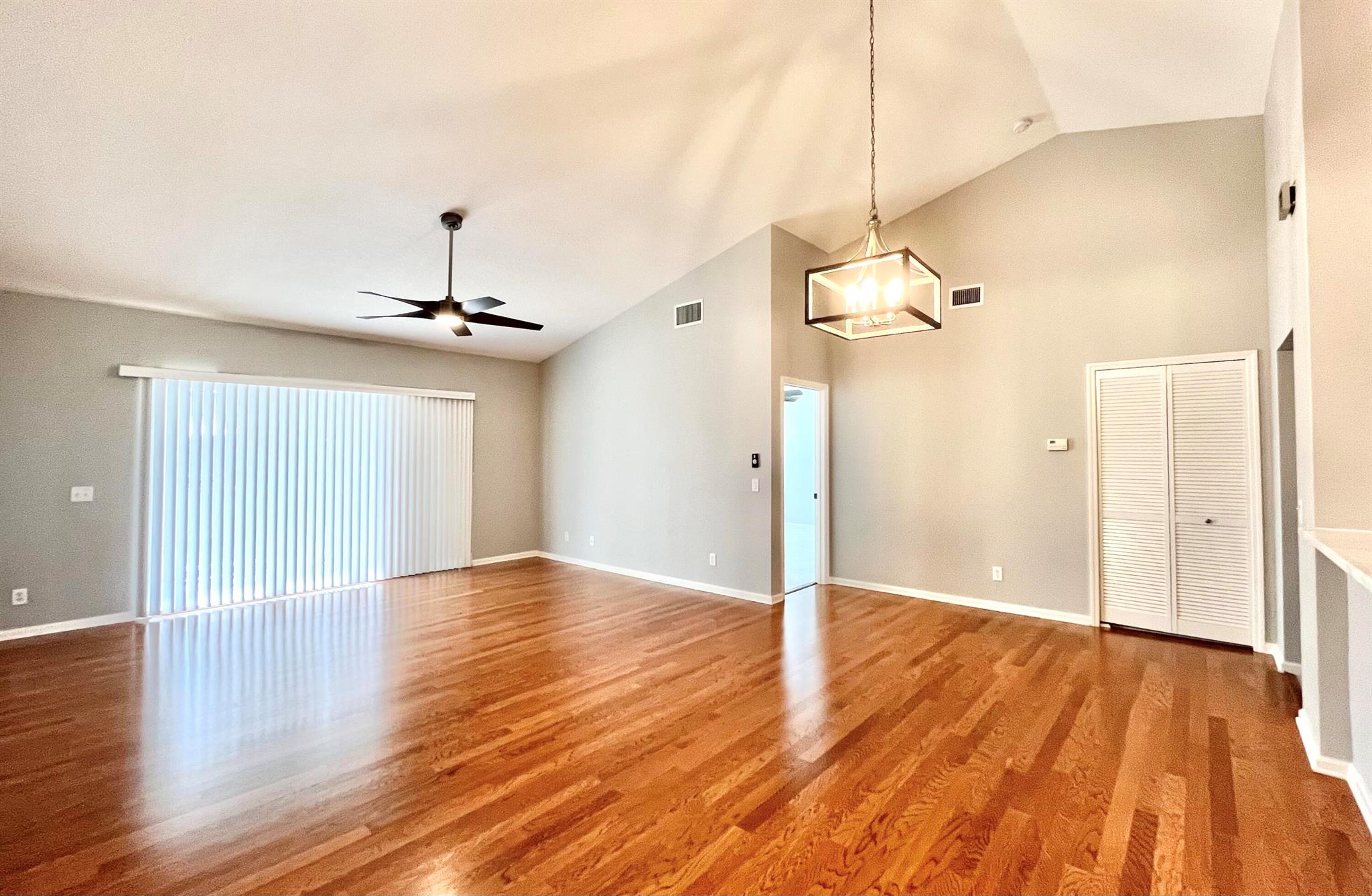 255 Grand Royale Circle 202
