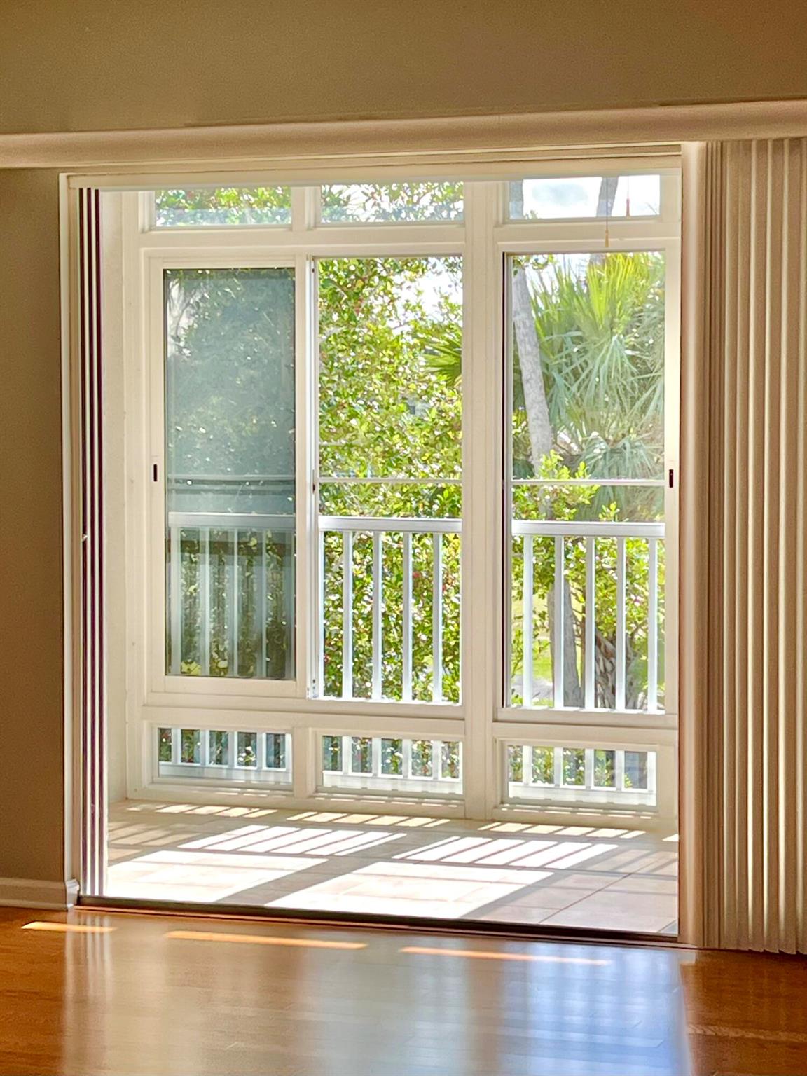 255 Grand Royale Circle 202