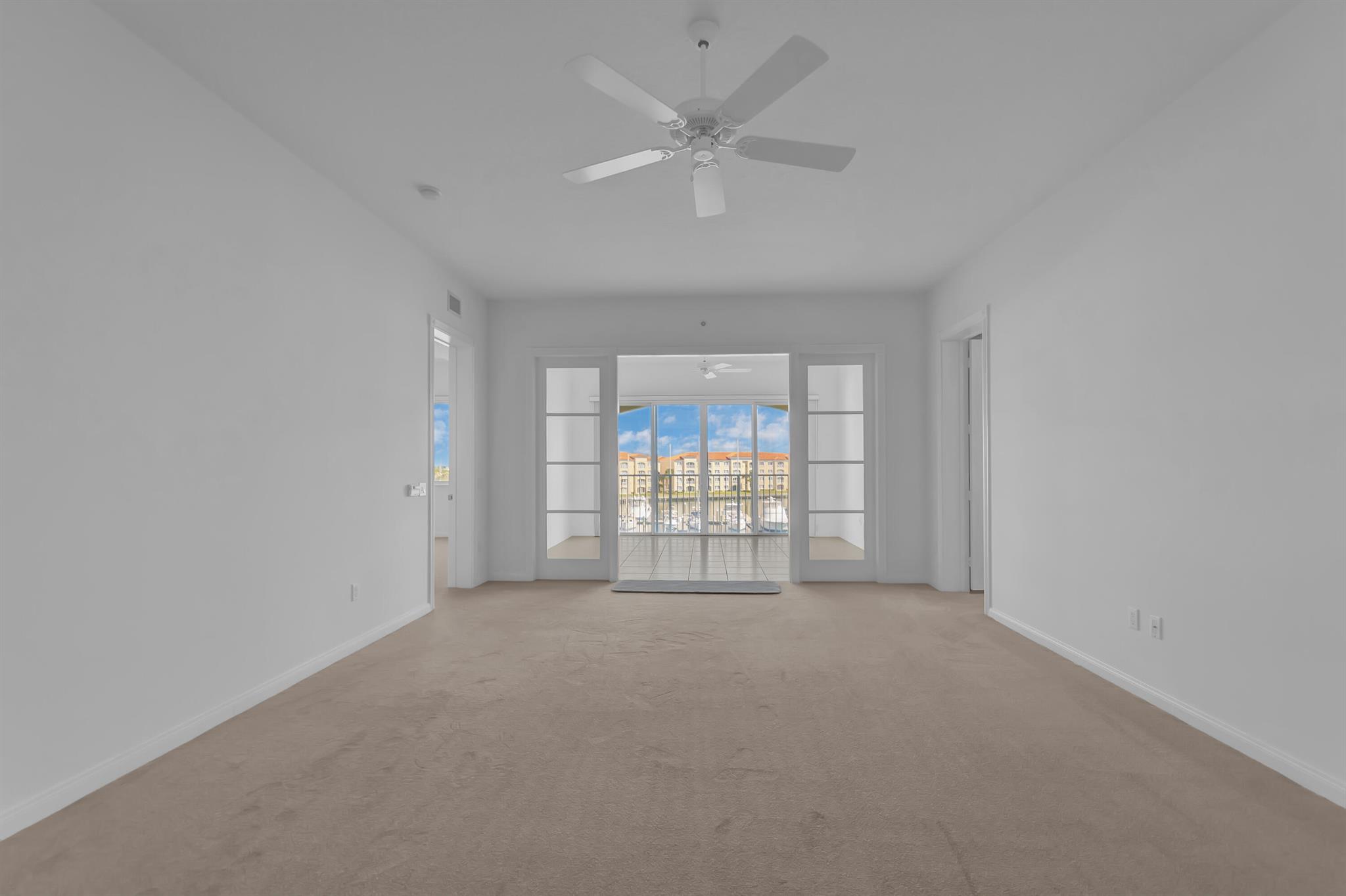 12 Harbour Isles Dr Ph1