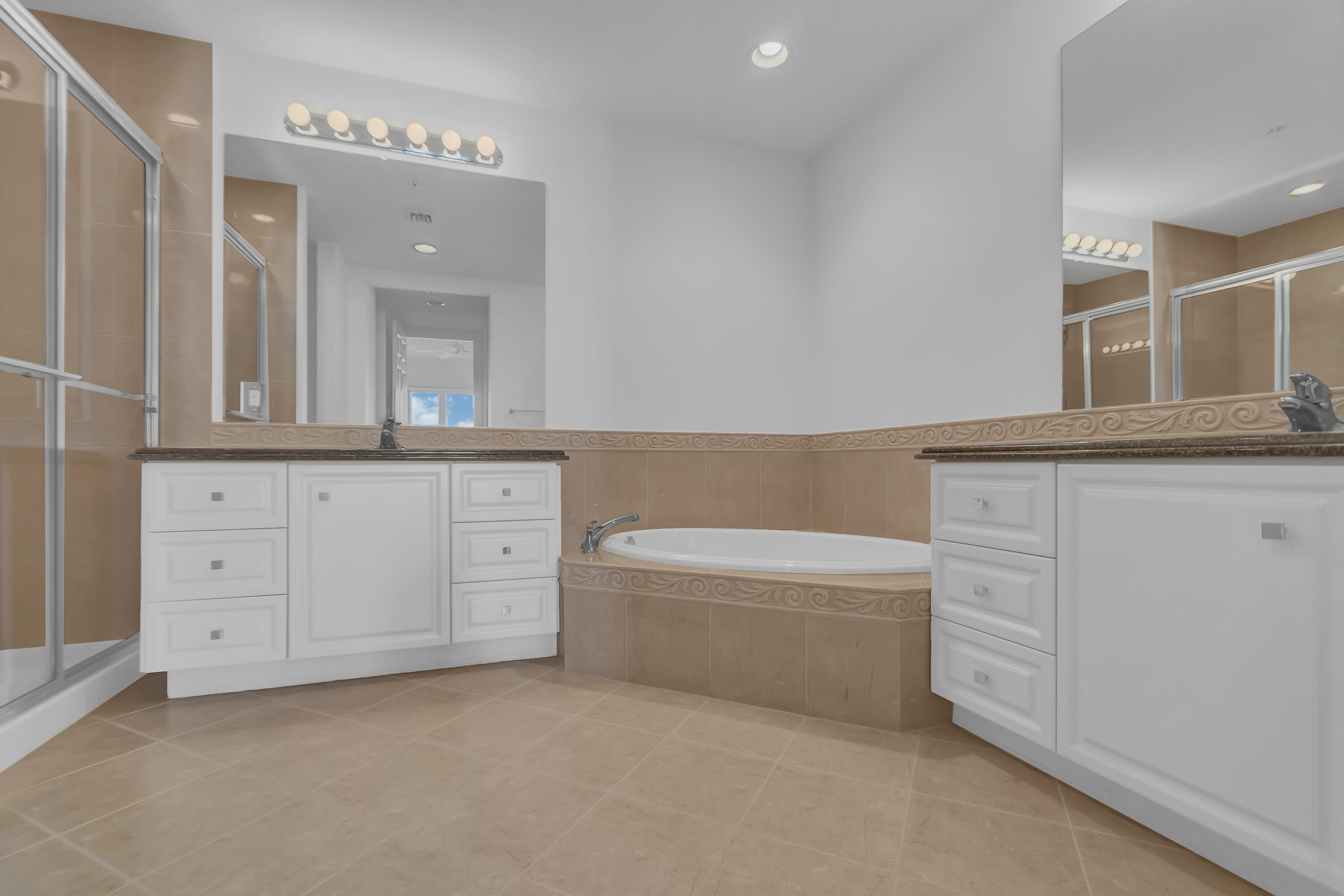 12 Harbour Isles Dr Ph1