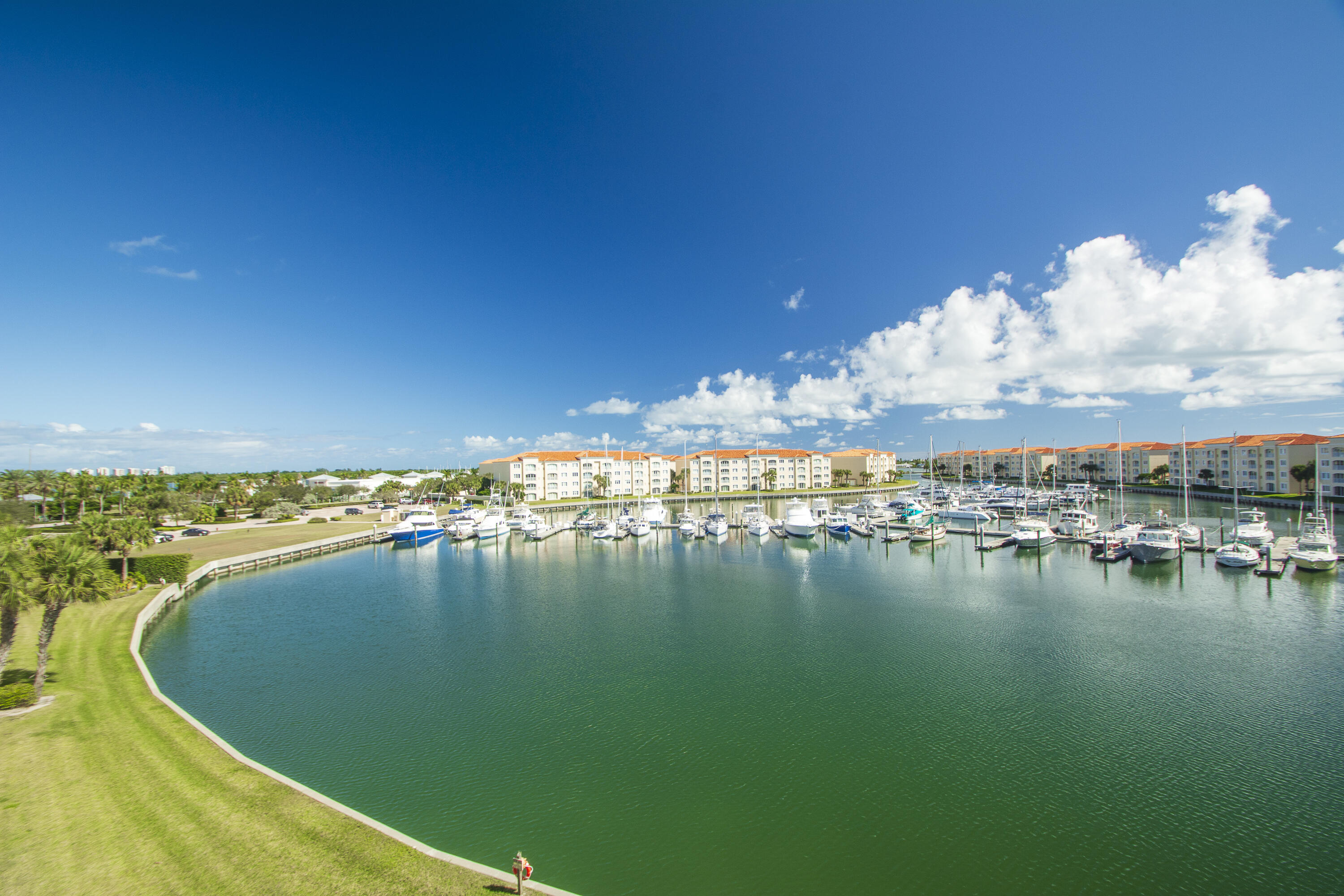 12 Harbour Isles Dr Ph1