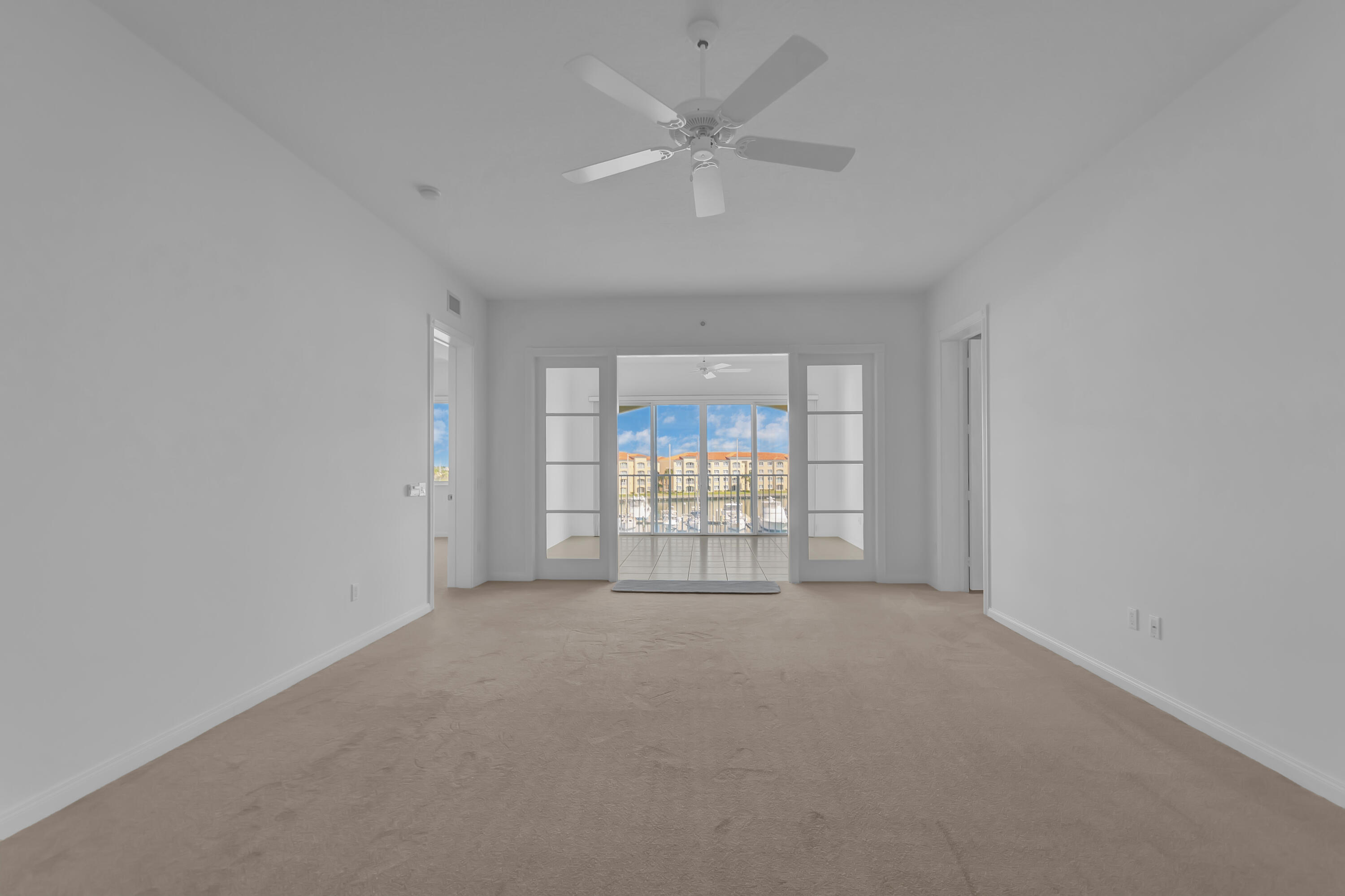 12 Harbour Isles Dr Ph1