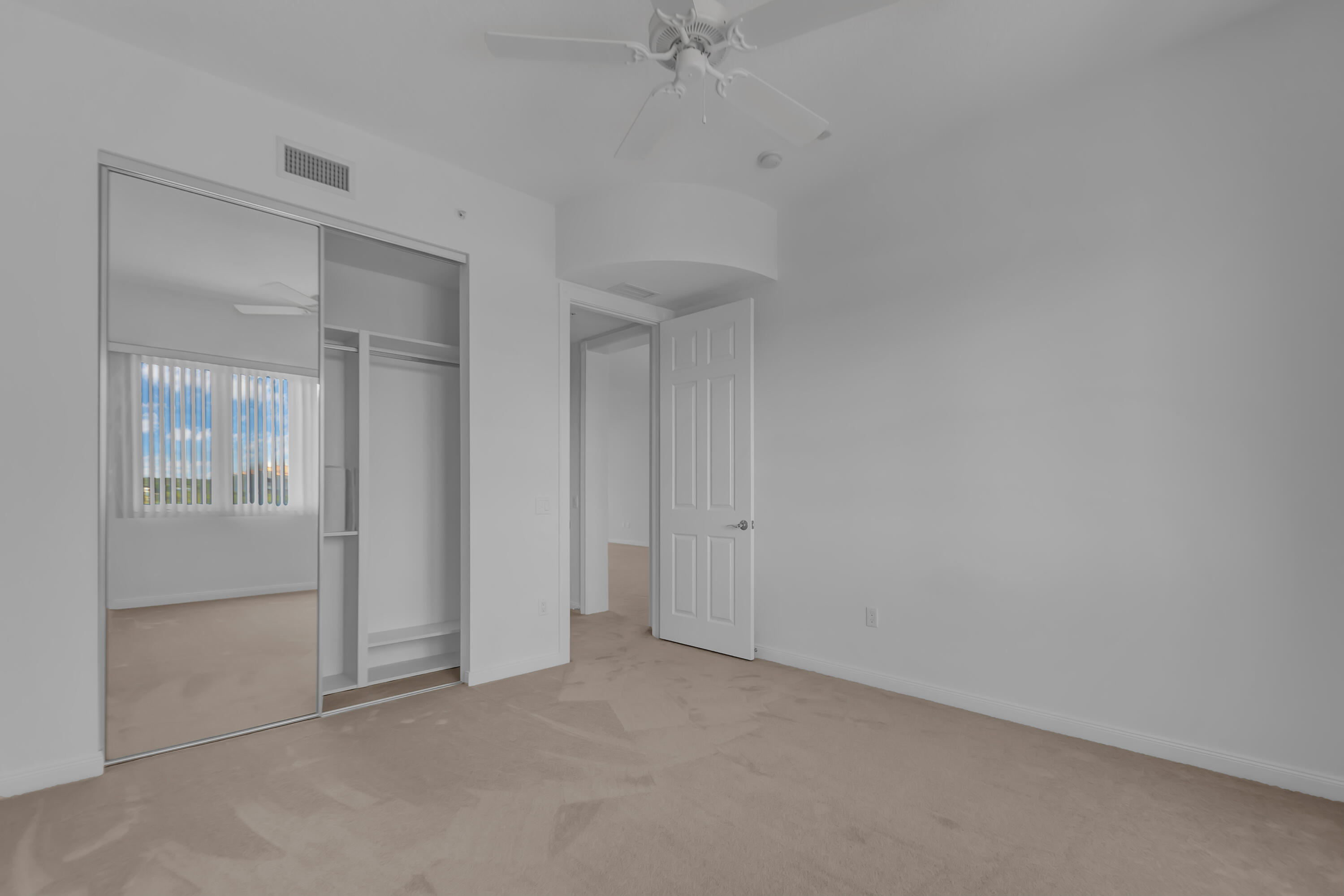 12 Harbour Isles Dr Ph1