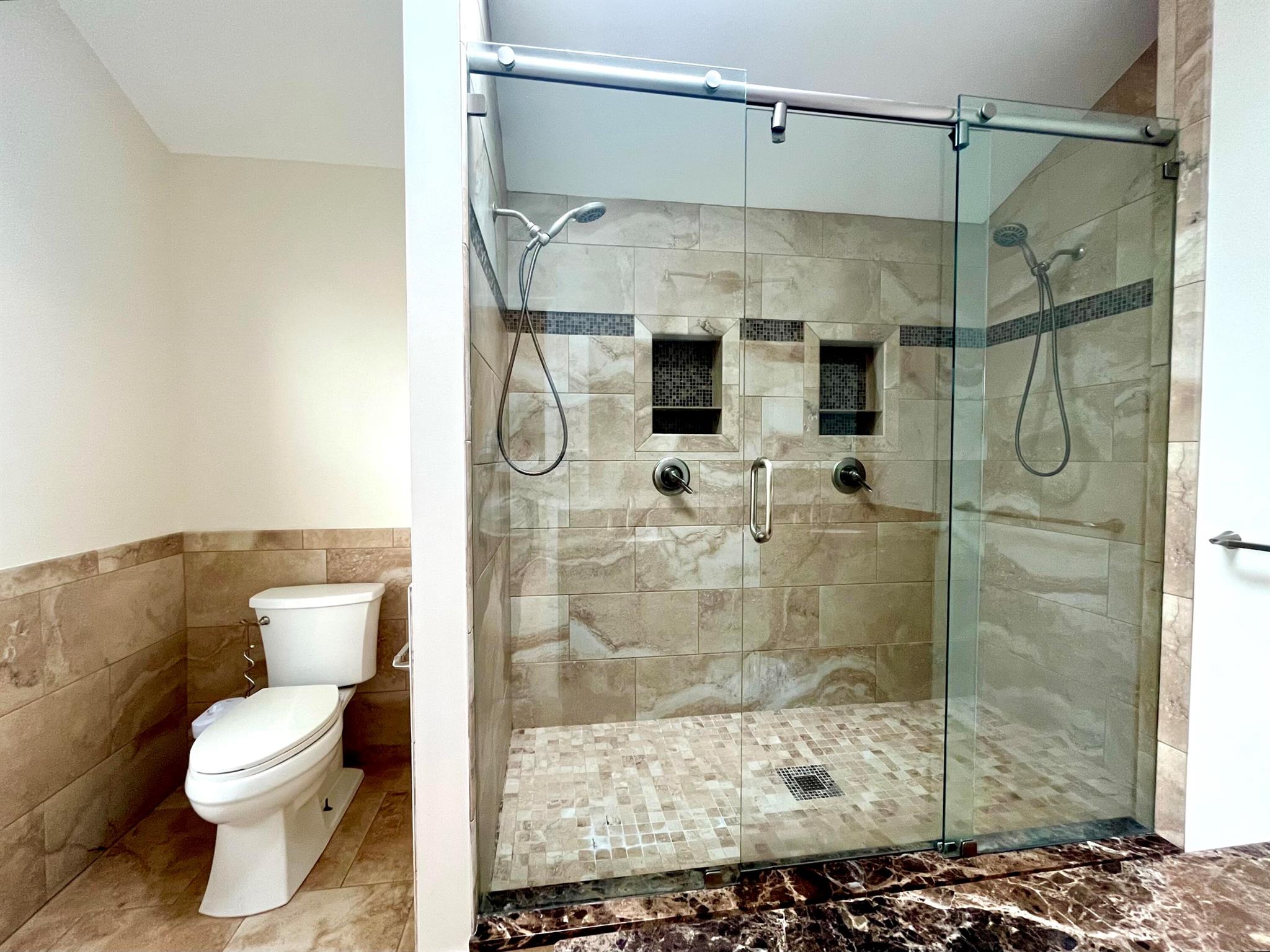 1441 W 56th Sq Square W