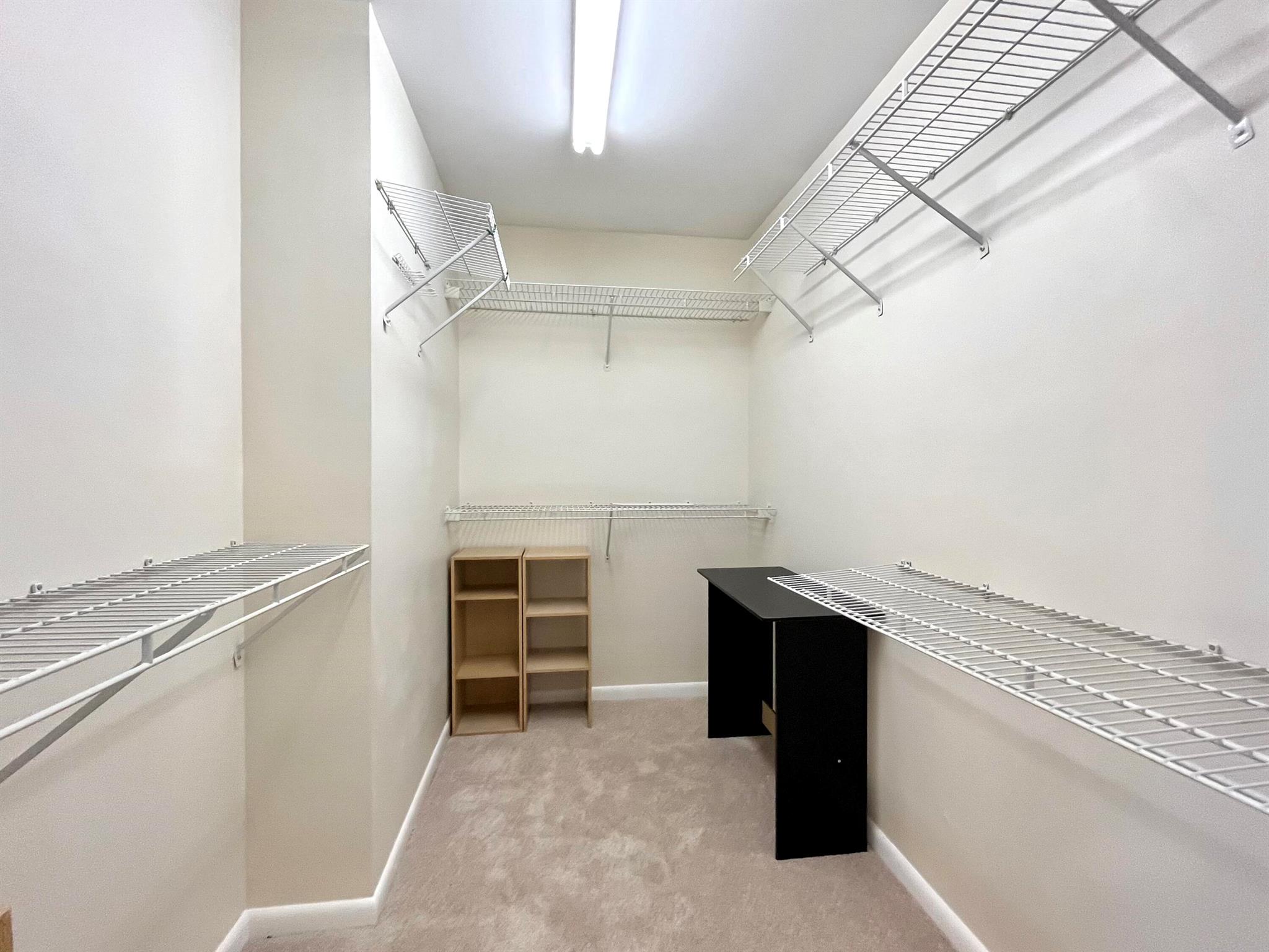 1441 W 56th Sq Square W