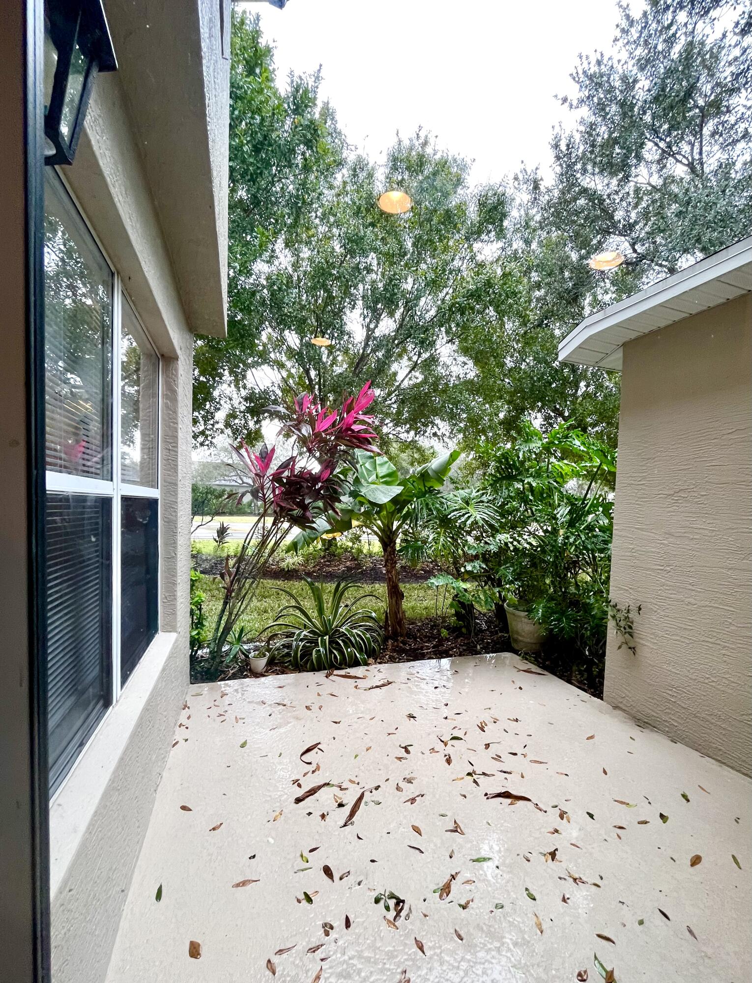 1612 W Pointe West Way W