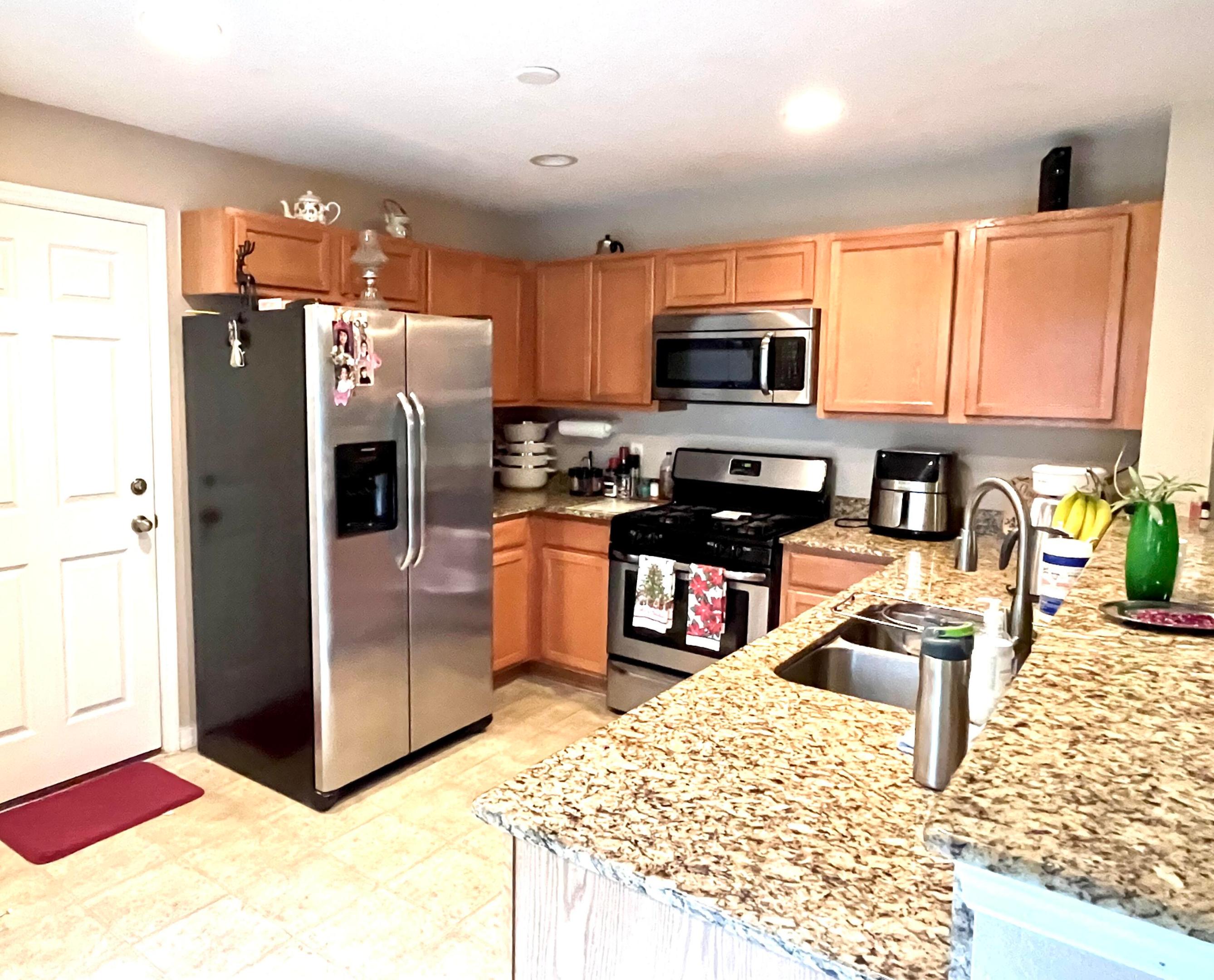 1612 W Pointe West Way W