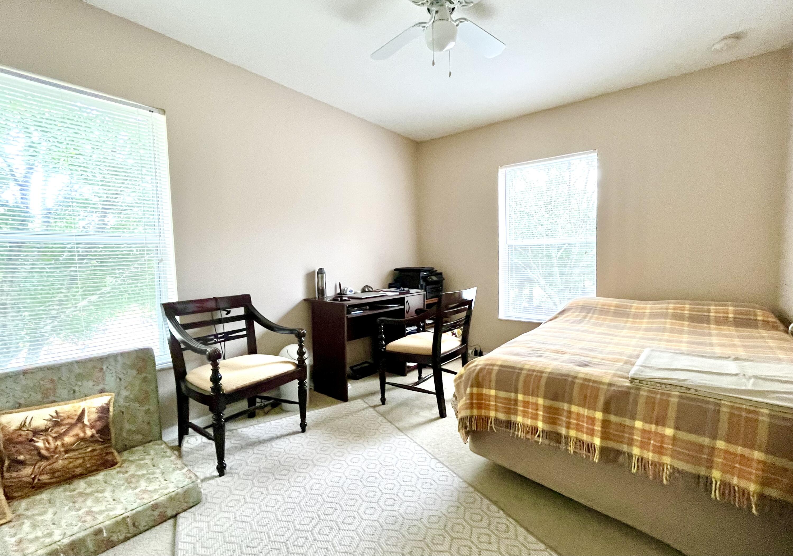 1612 W Pointe West Way W