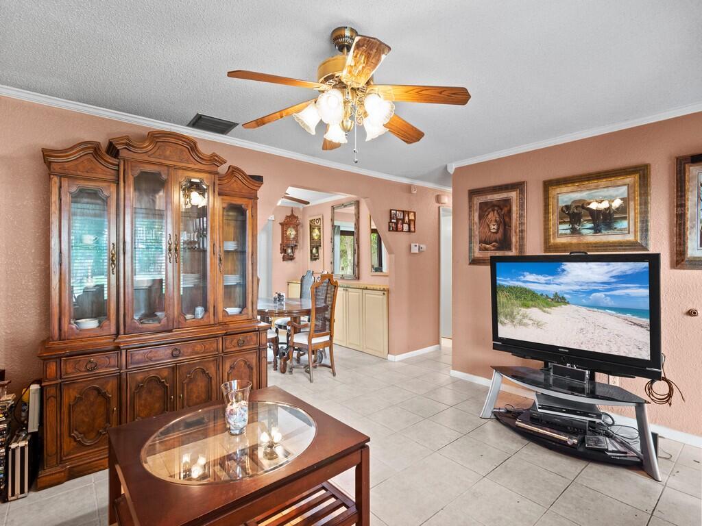 7506 Donlon Road