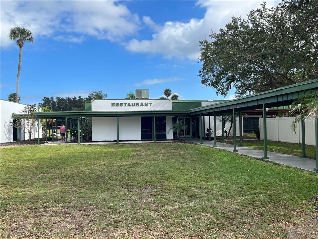 58 Woodland Drive 206