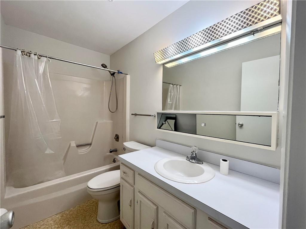 58 Woodland Drive 206