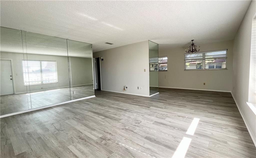 58 Woodland Drive 206