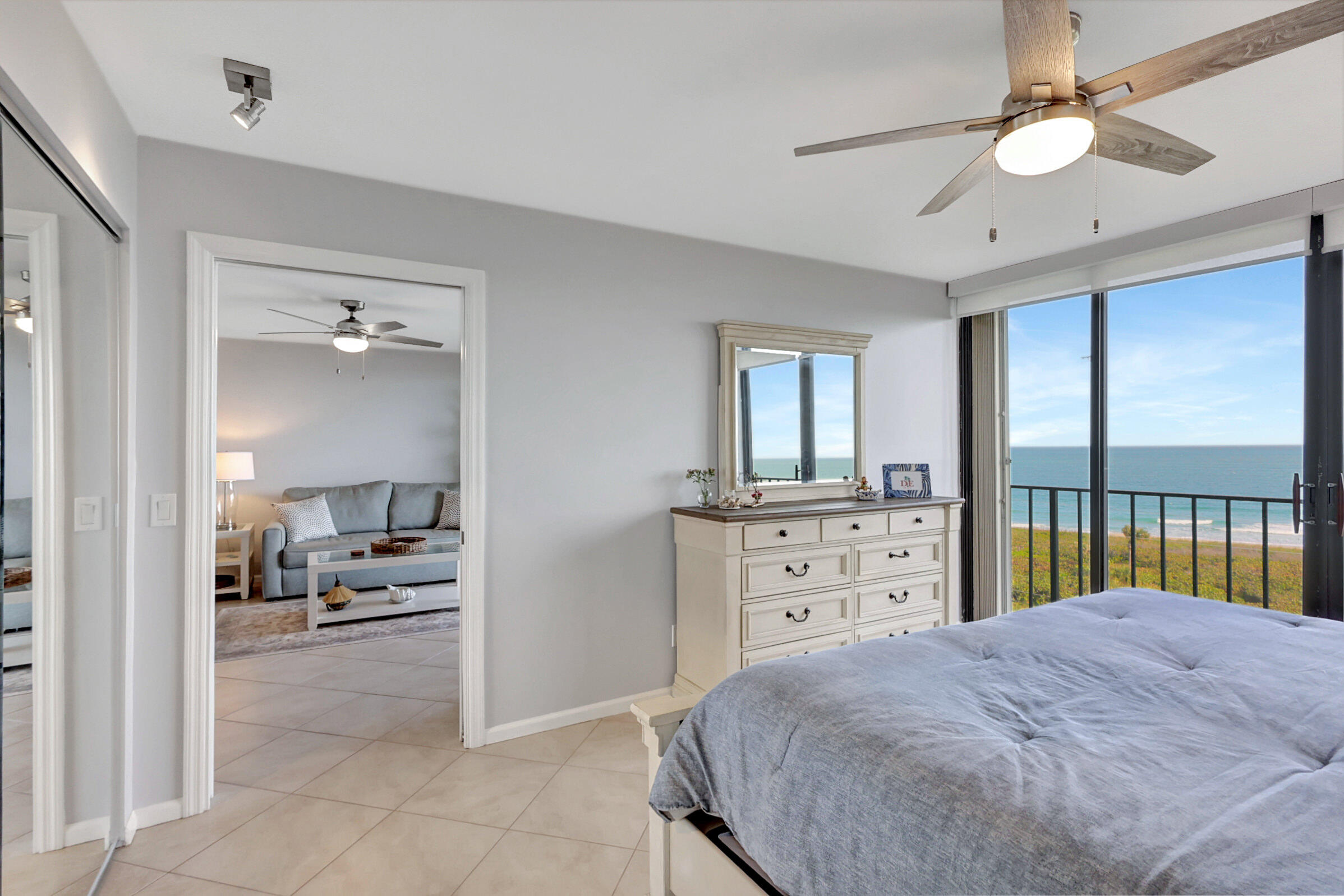 5055 North Highway A1a 705