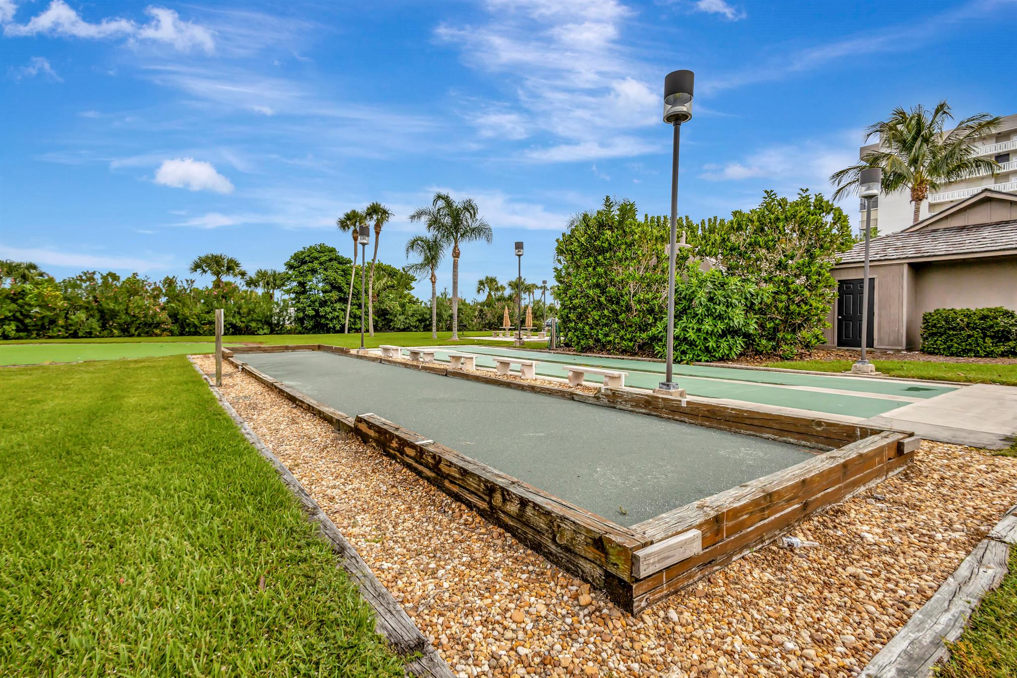 5055 North Highway A1a 705