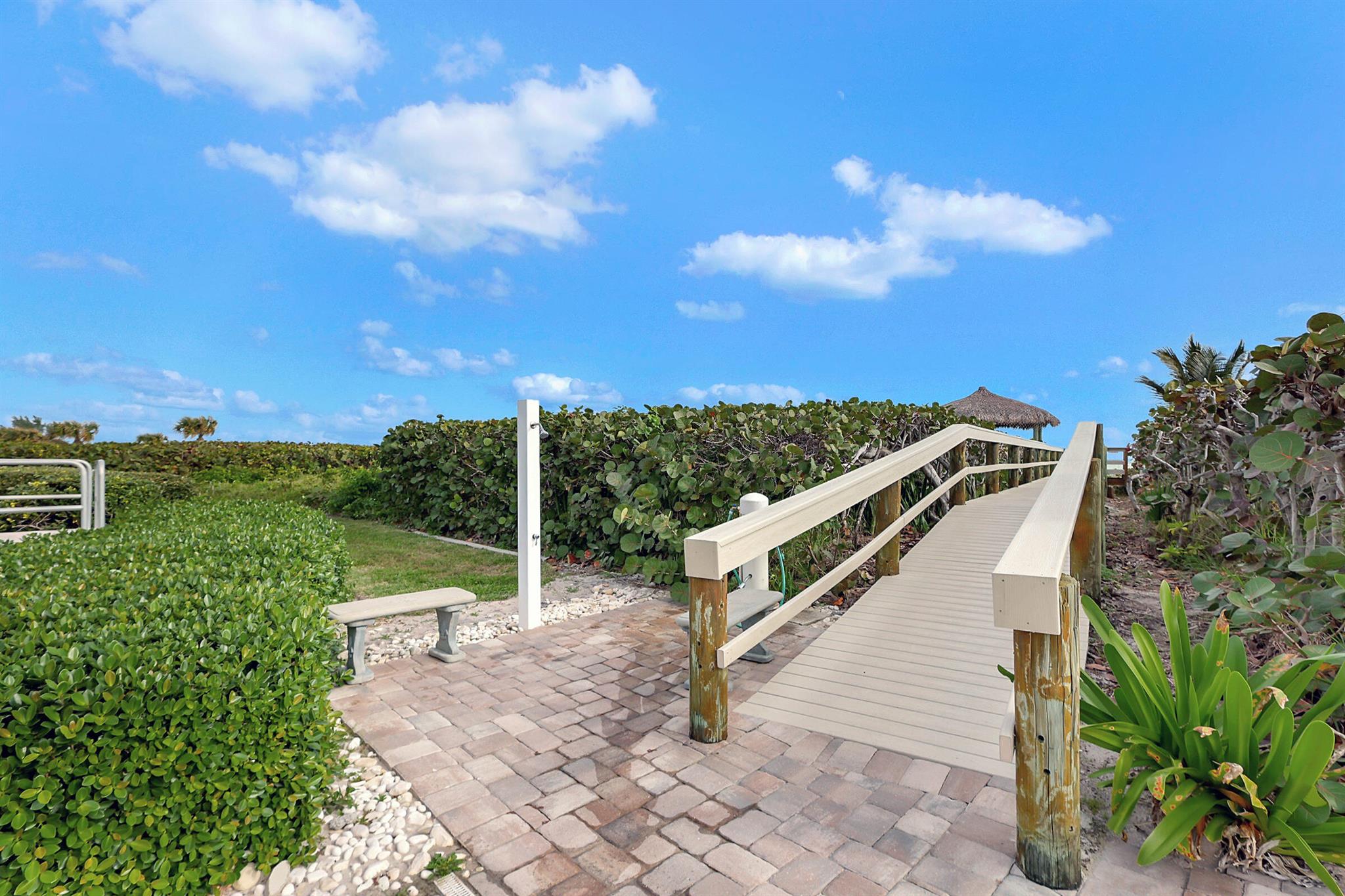 5055 North Highway A1a 705