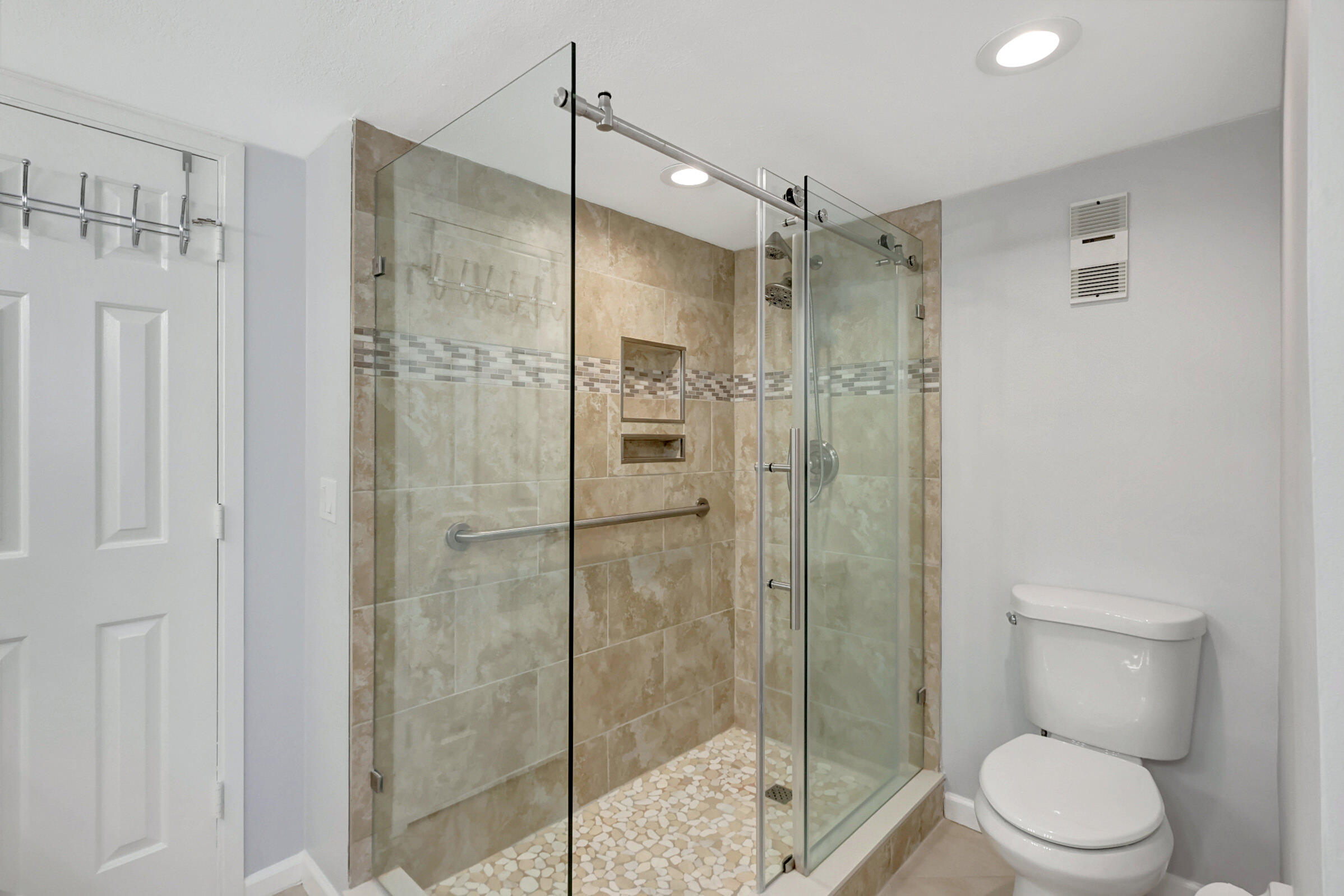 5055 North Highway A1a 705