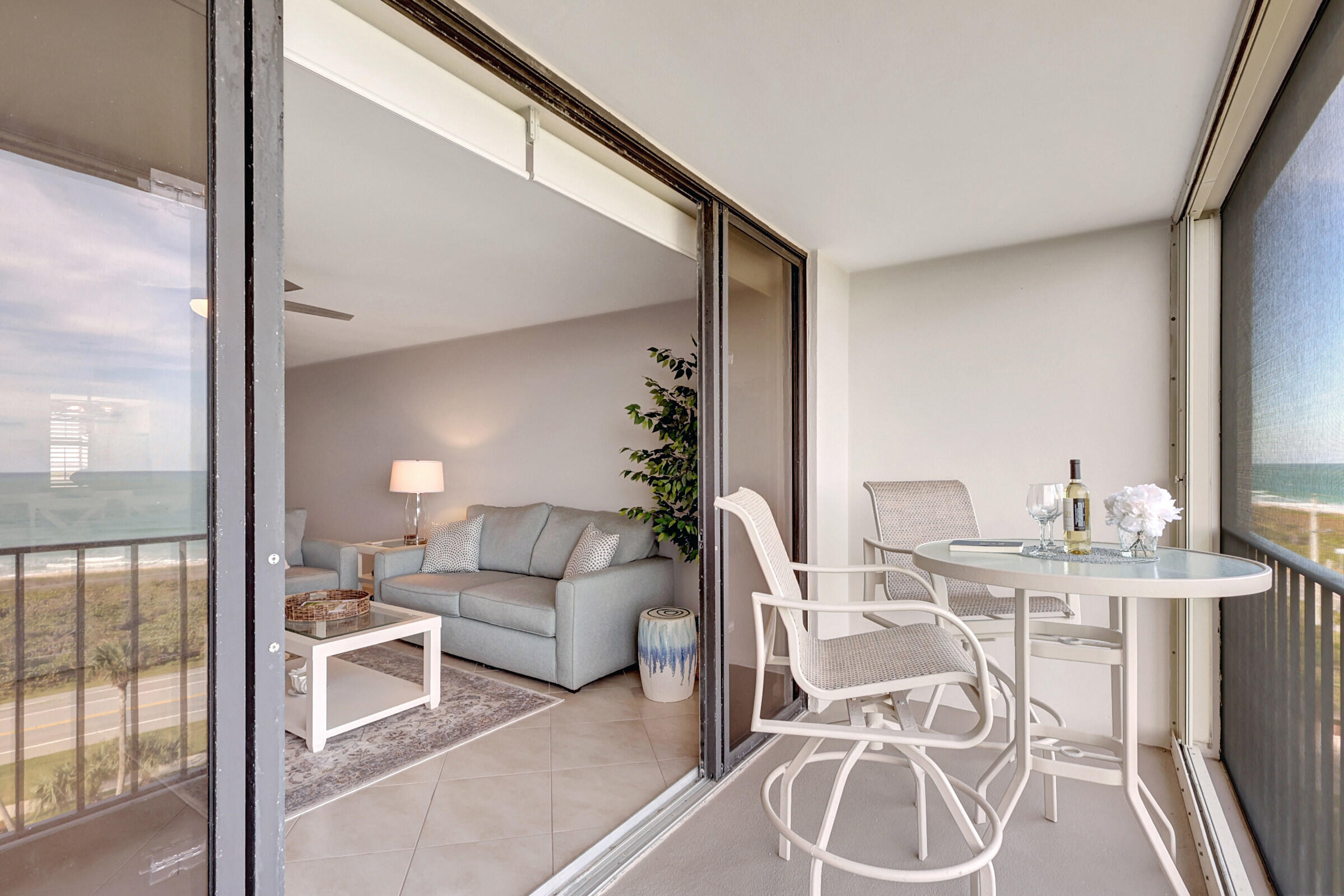 5055 North Highway A1a 705