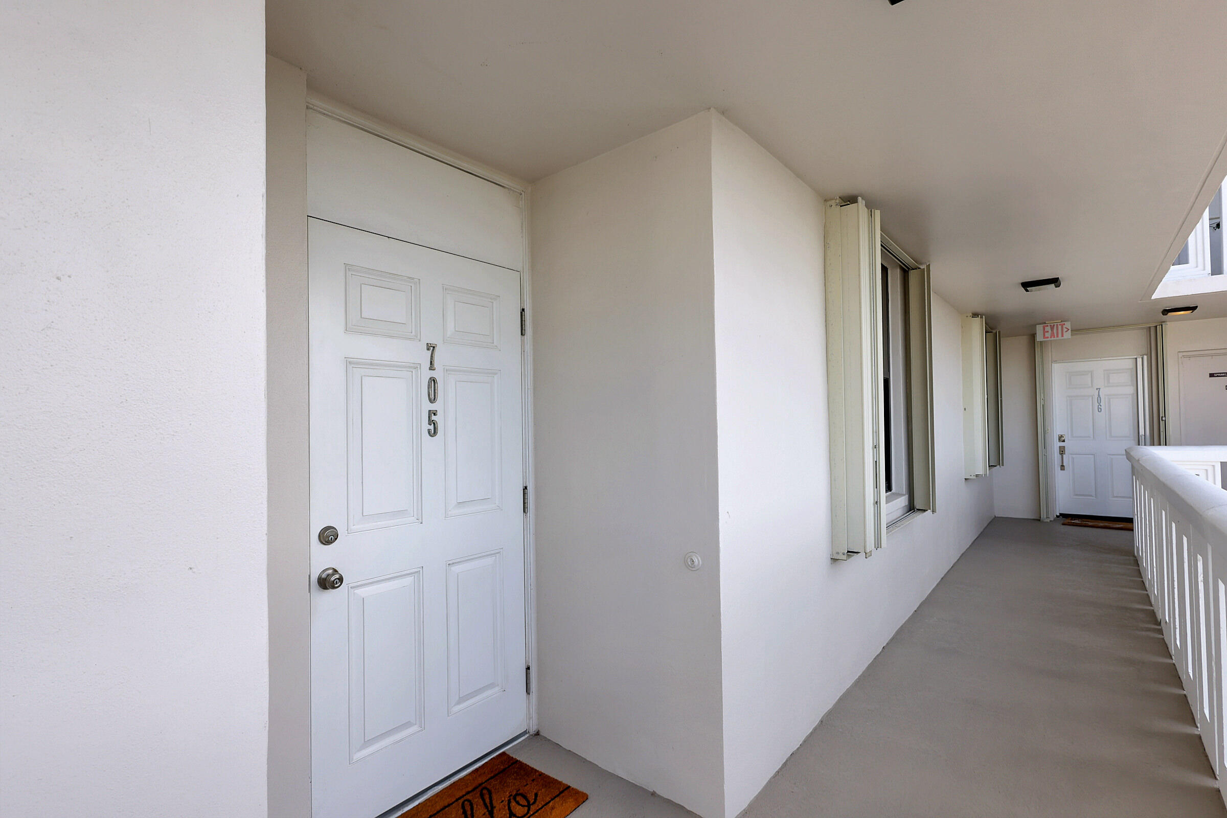 5055 North Highway A1a 705
