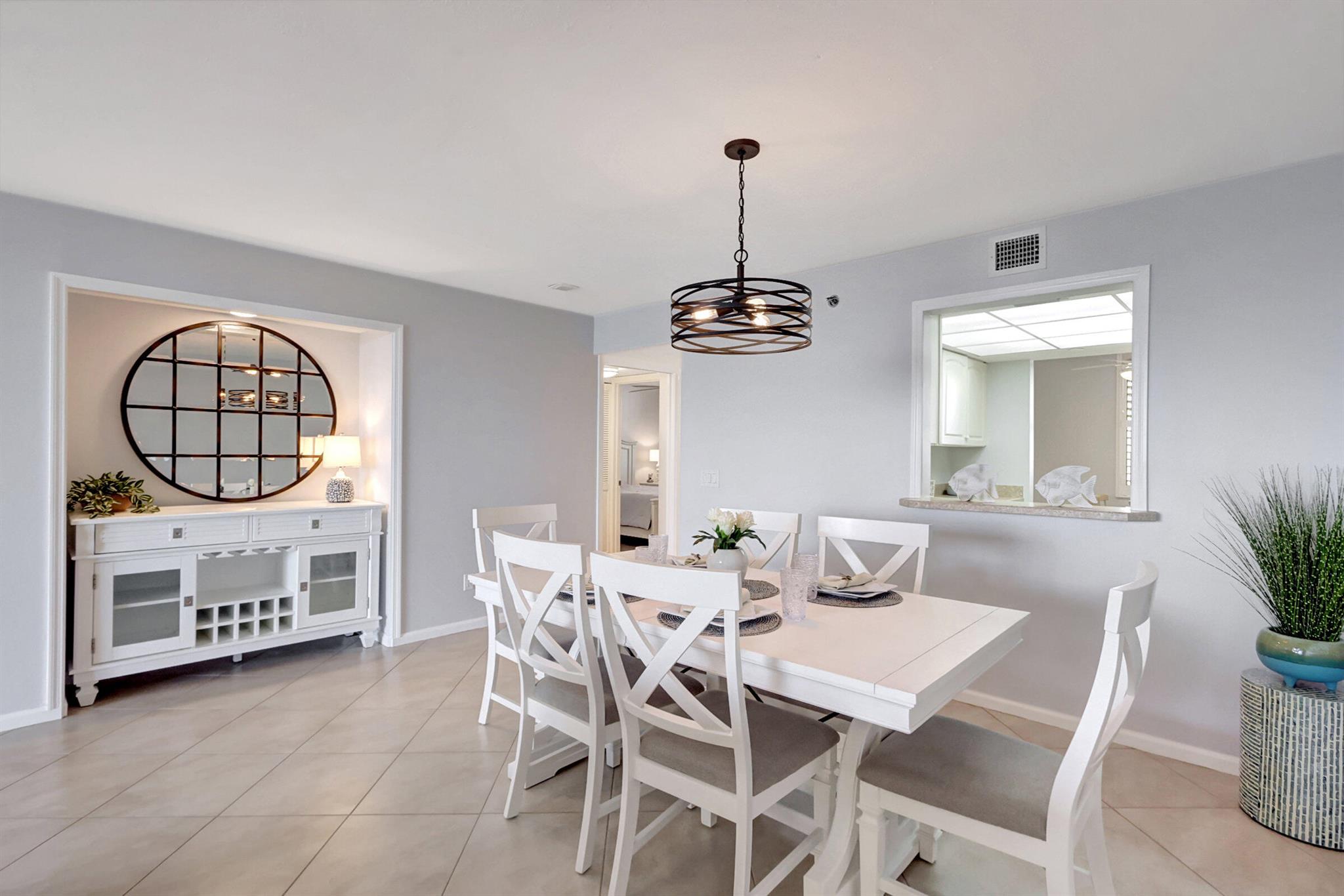 5055 North Highway A1a 705