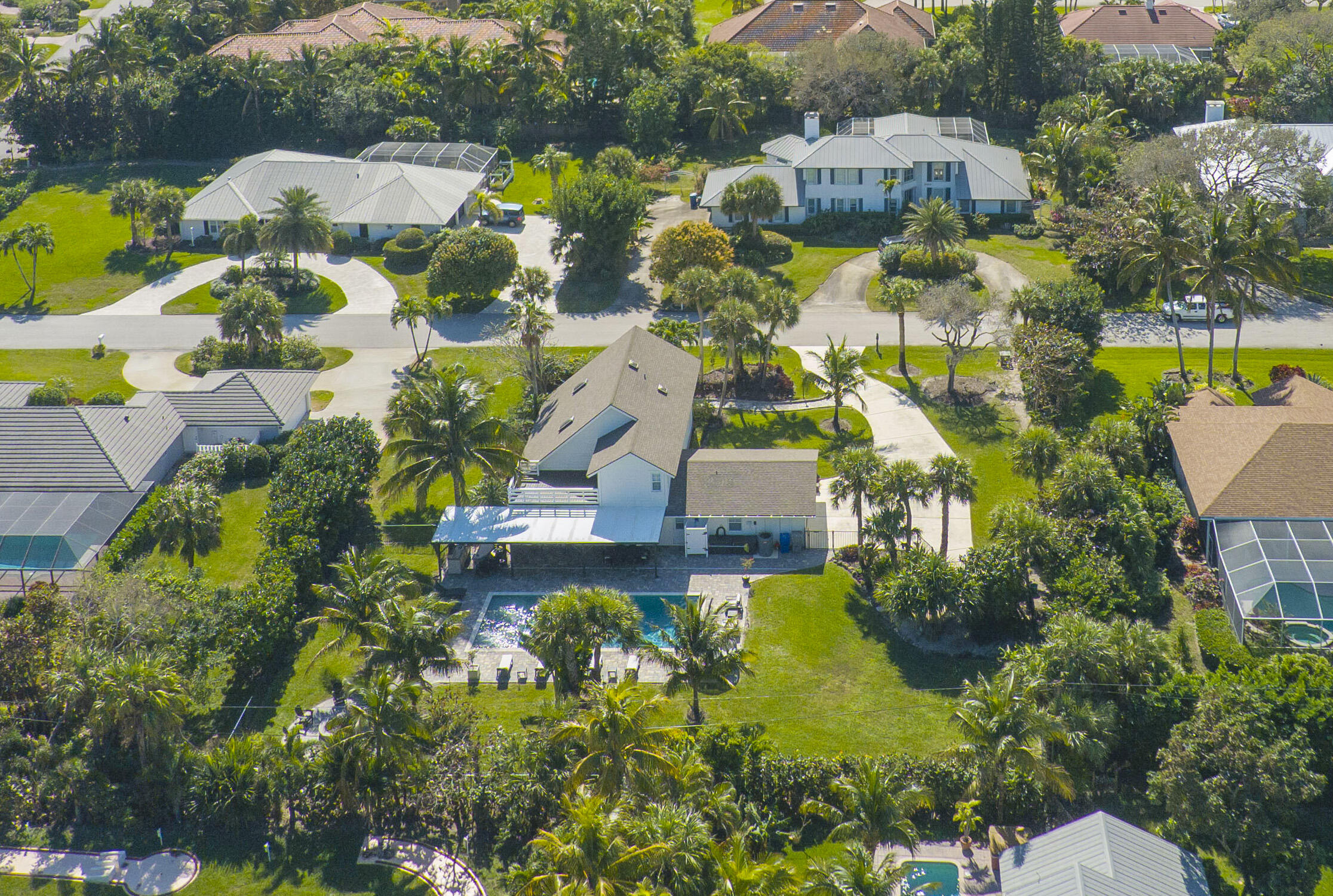 2180 Captains Walk