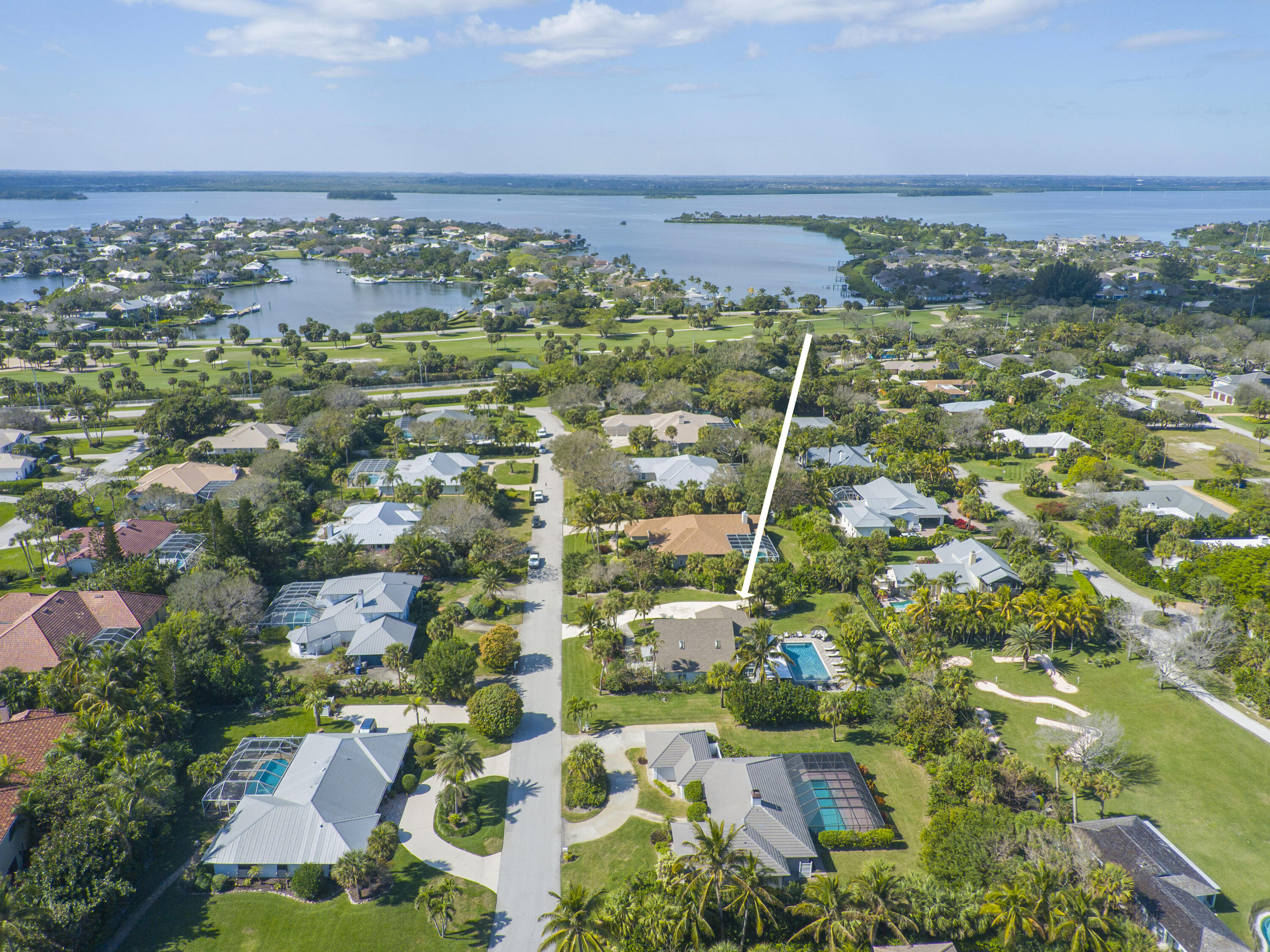 2180 Captains Walk