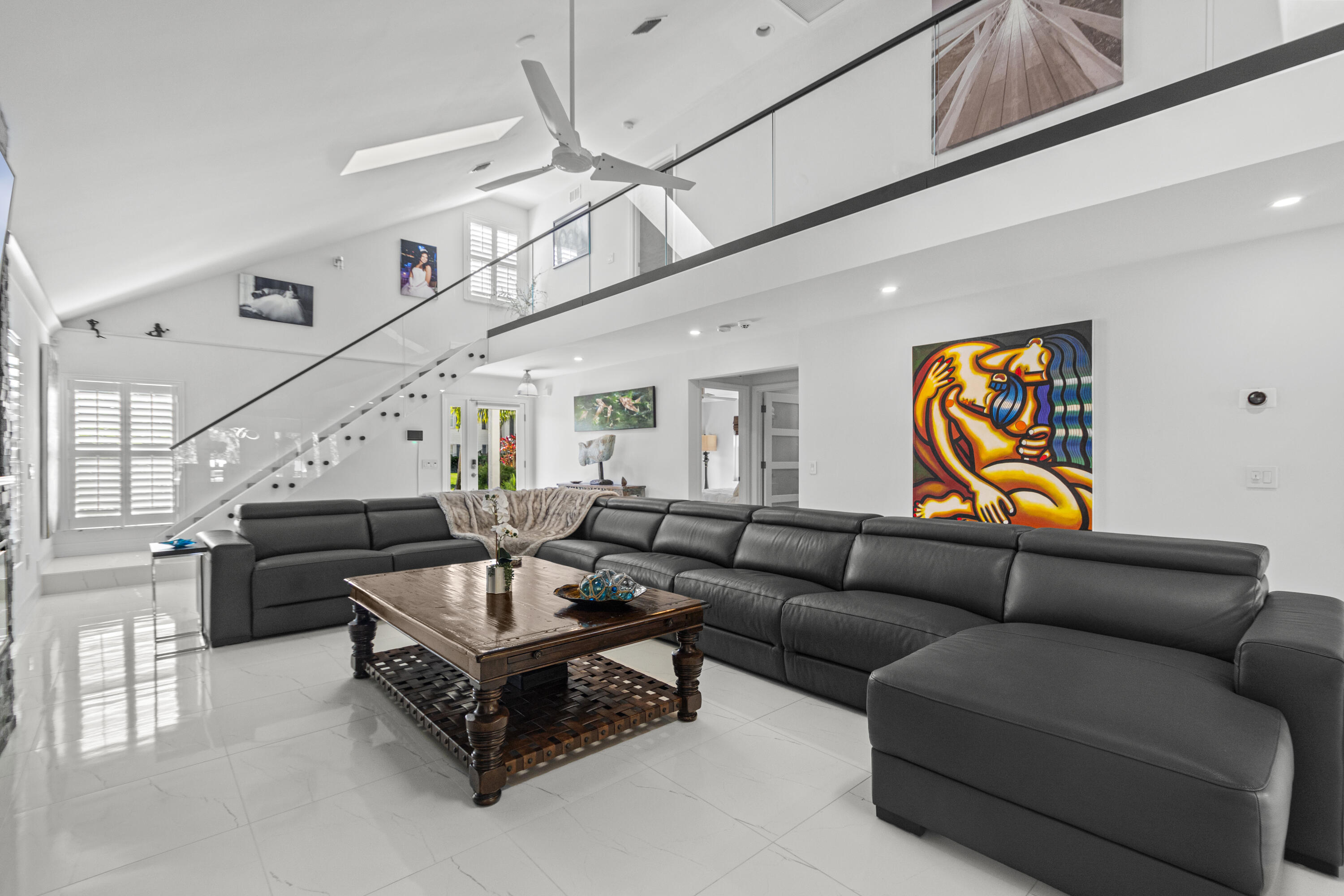 2180 Captains Walk