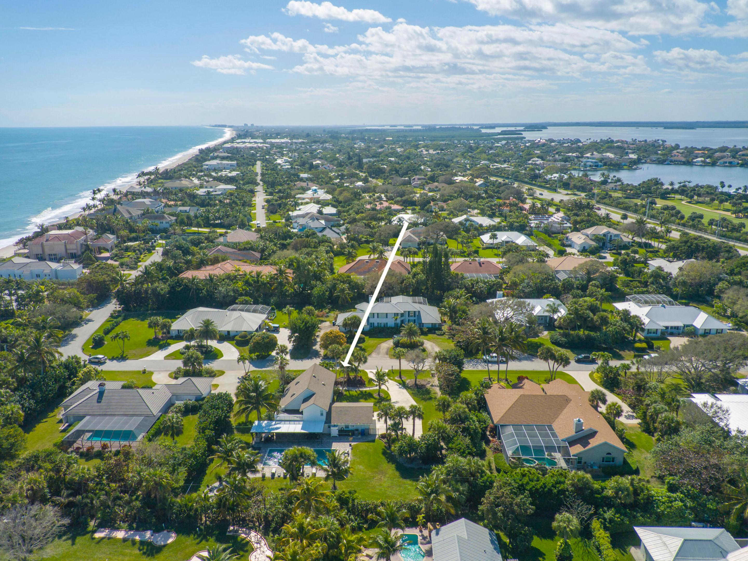 2180 Captains Walk