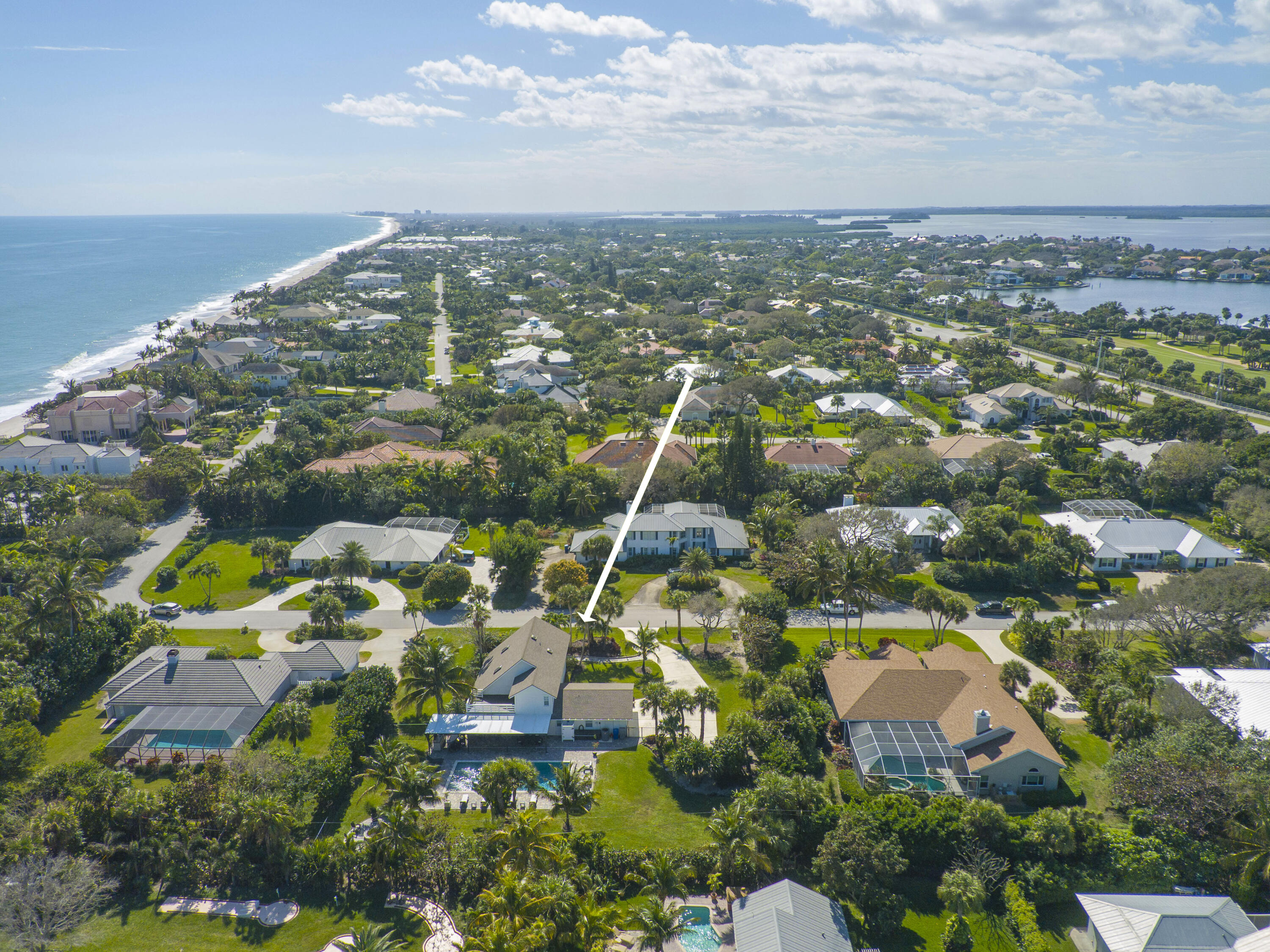 2180 Captains Walk