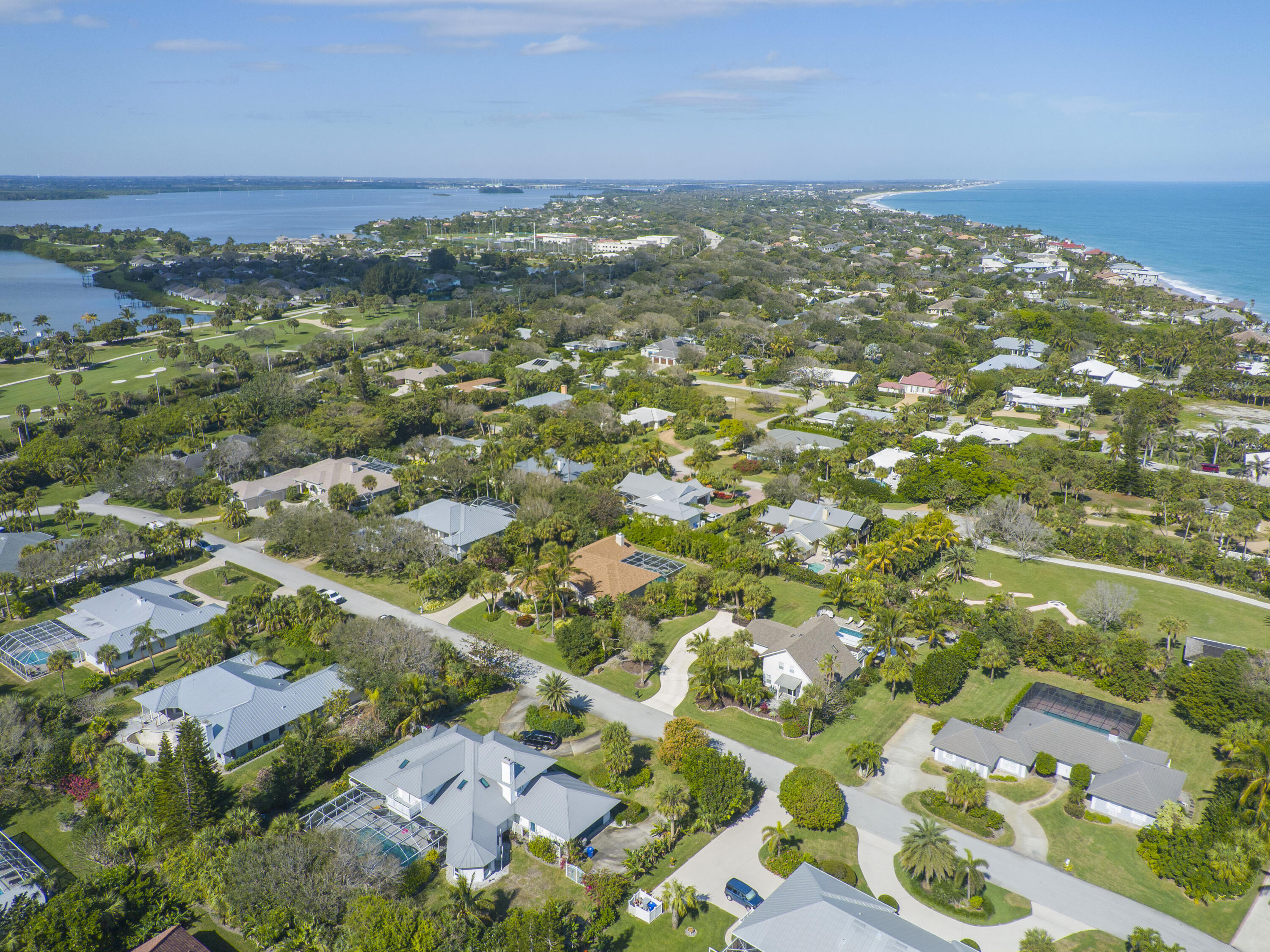 2180 Captains Walk