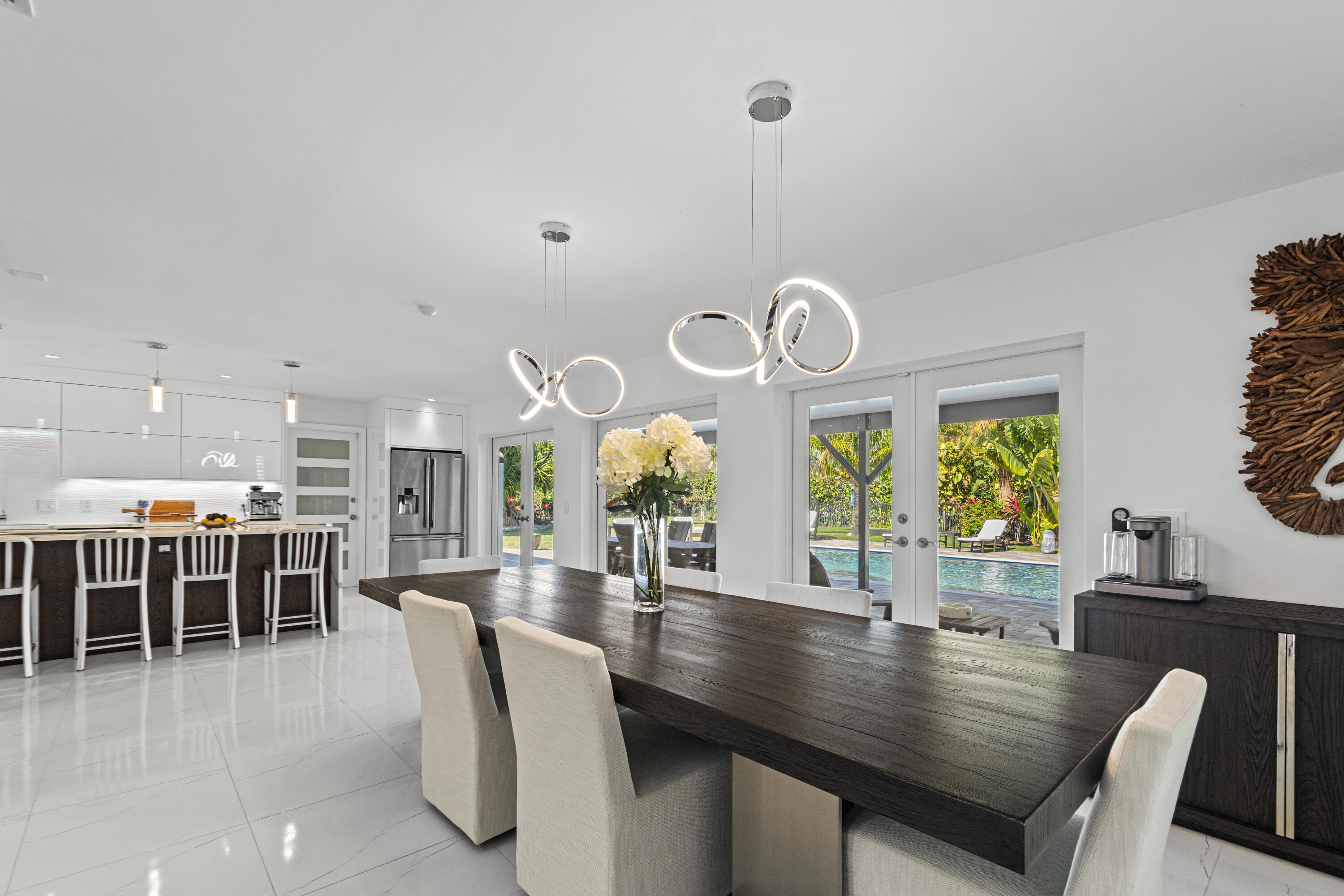 2180 Captains Walk