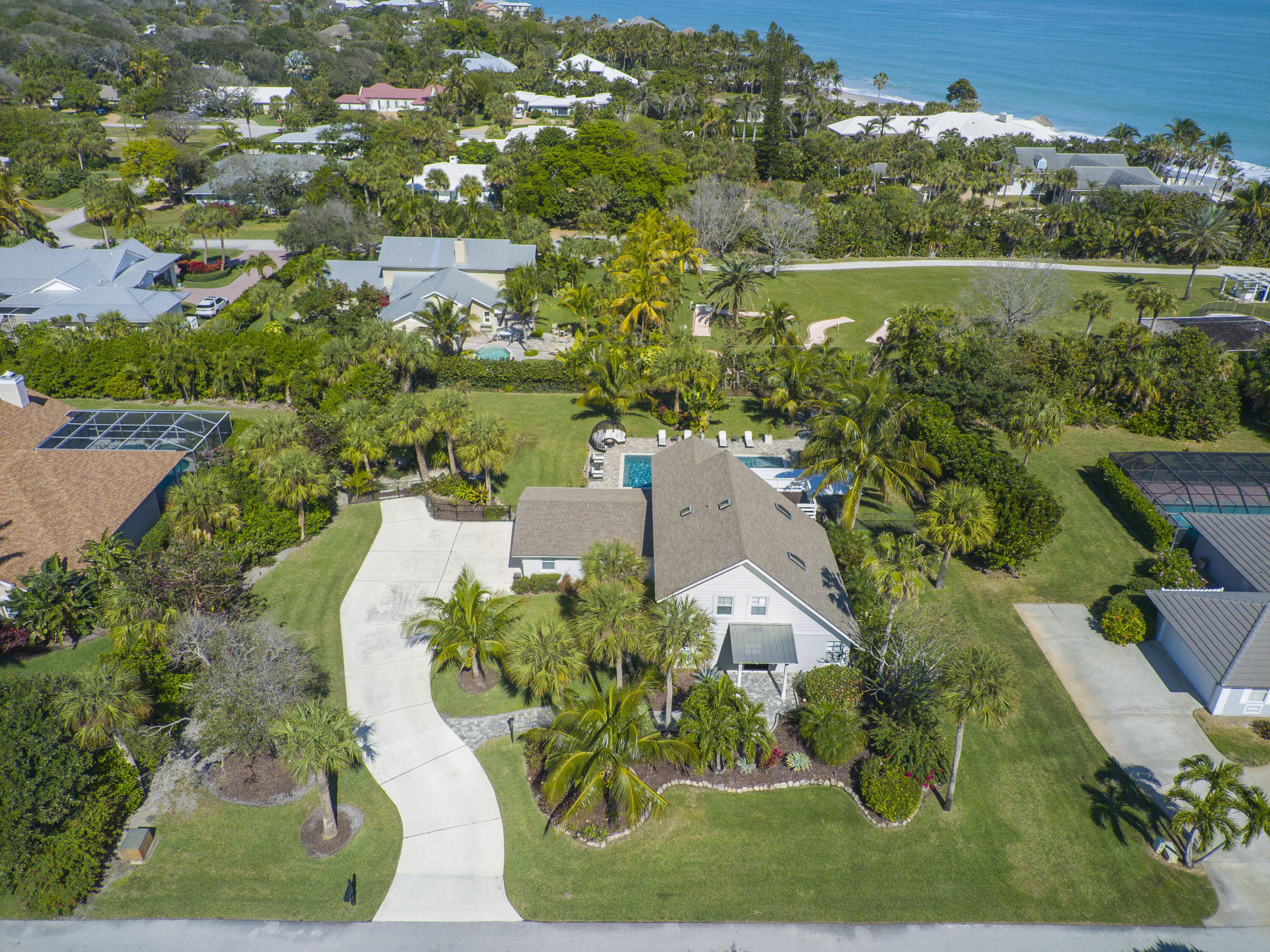 2180 Captains Walk