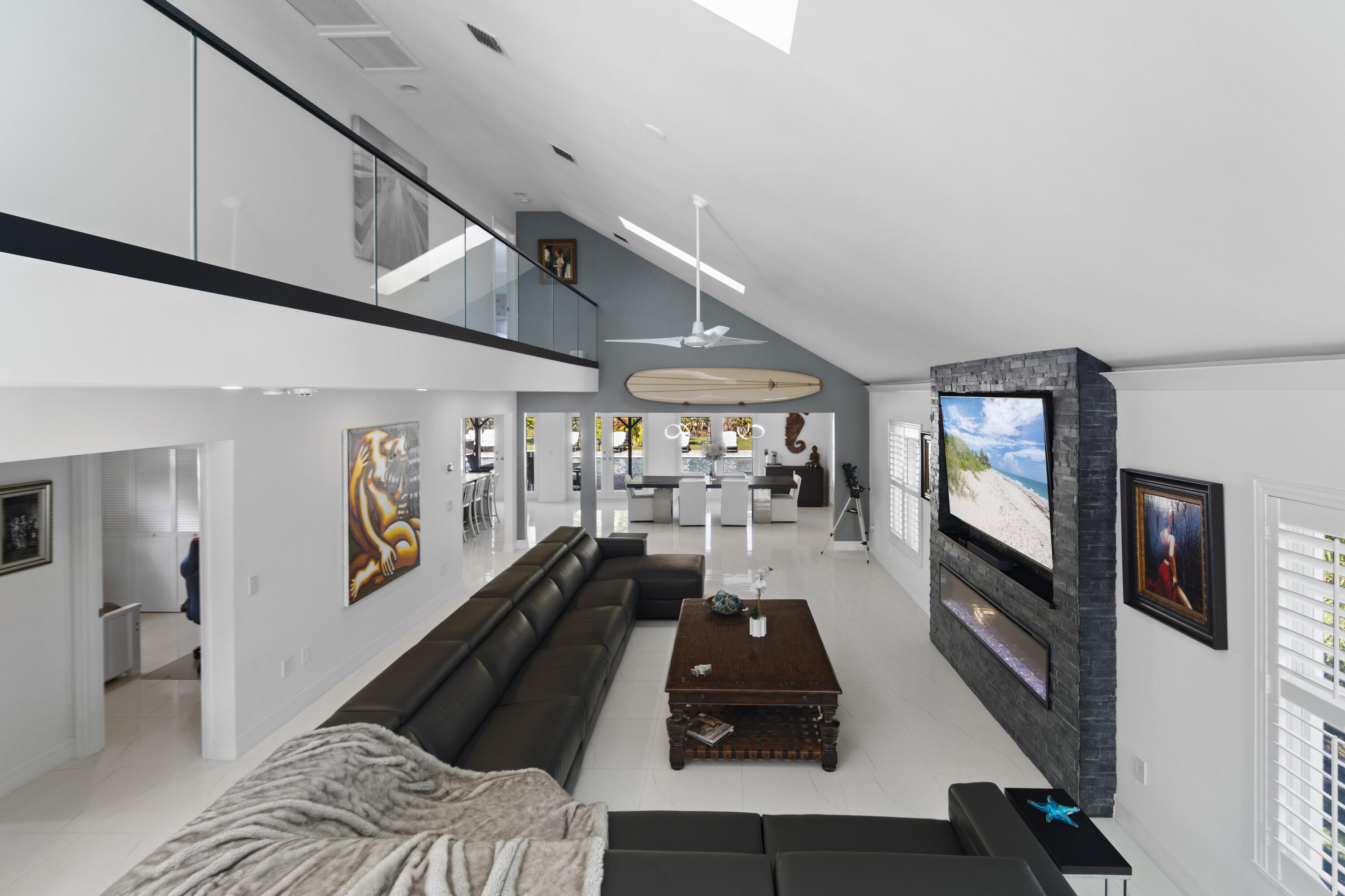2180 Captains Walk