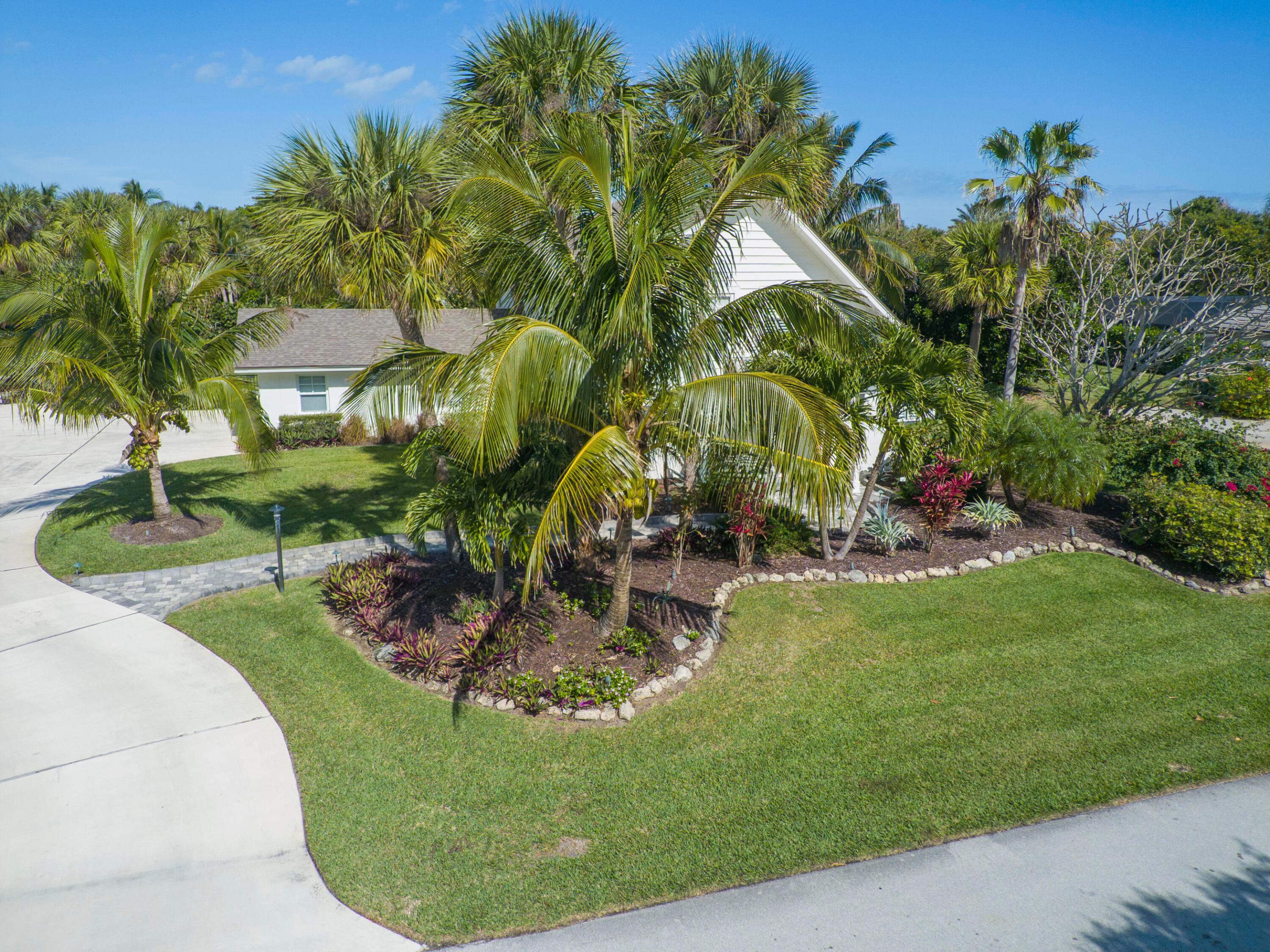 2180 Captains Walk