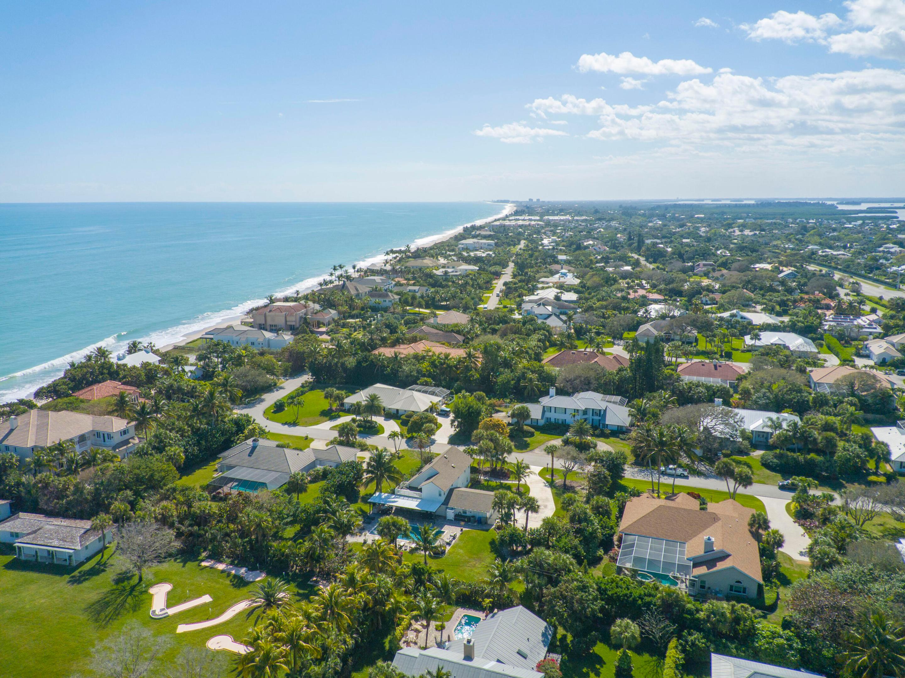 2180 Captains Walk