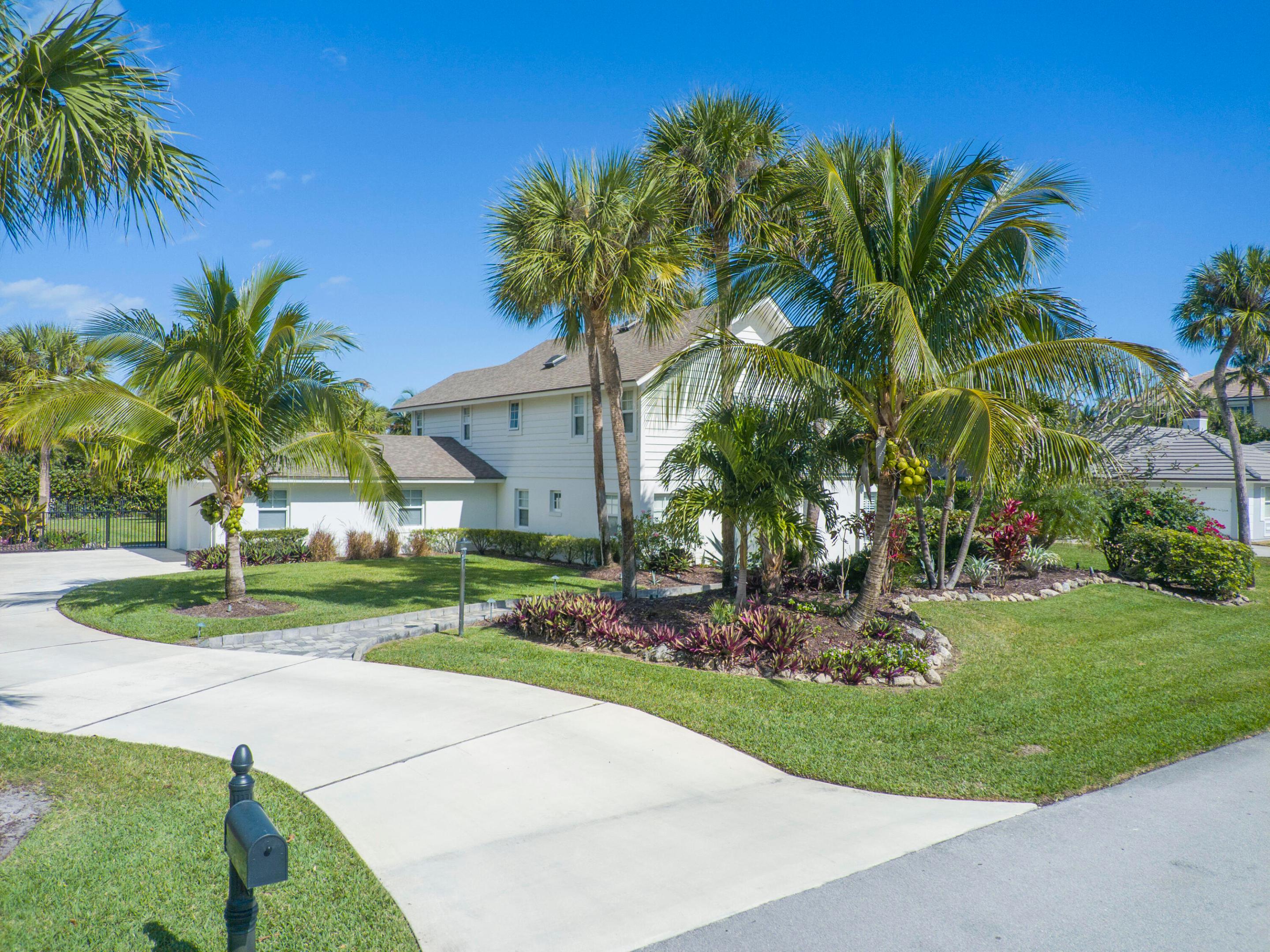 2180 Captains Walk