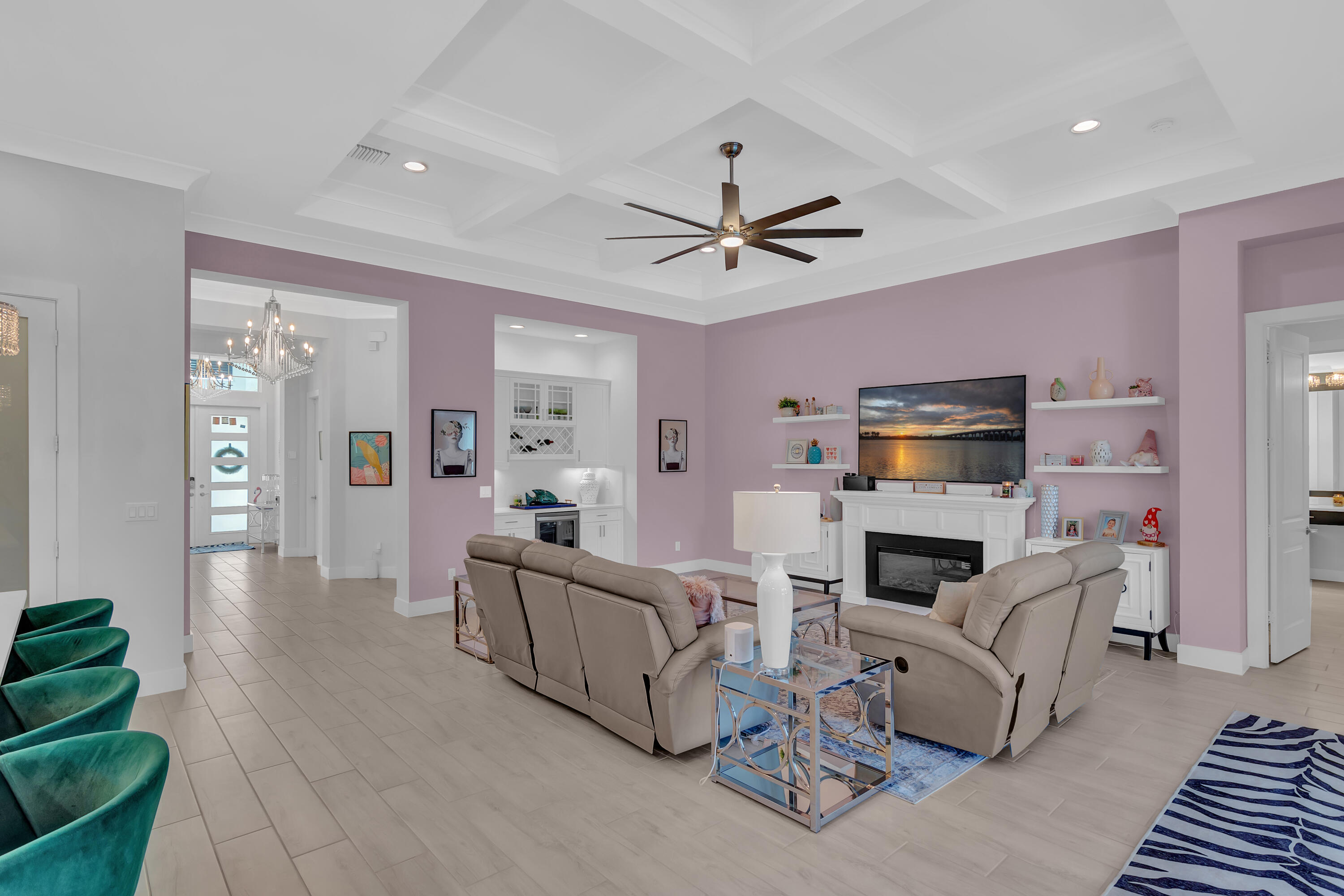 454 Jacqueline Way SW