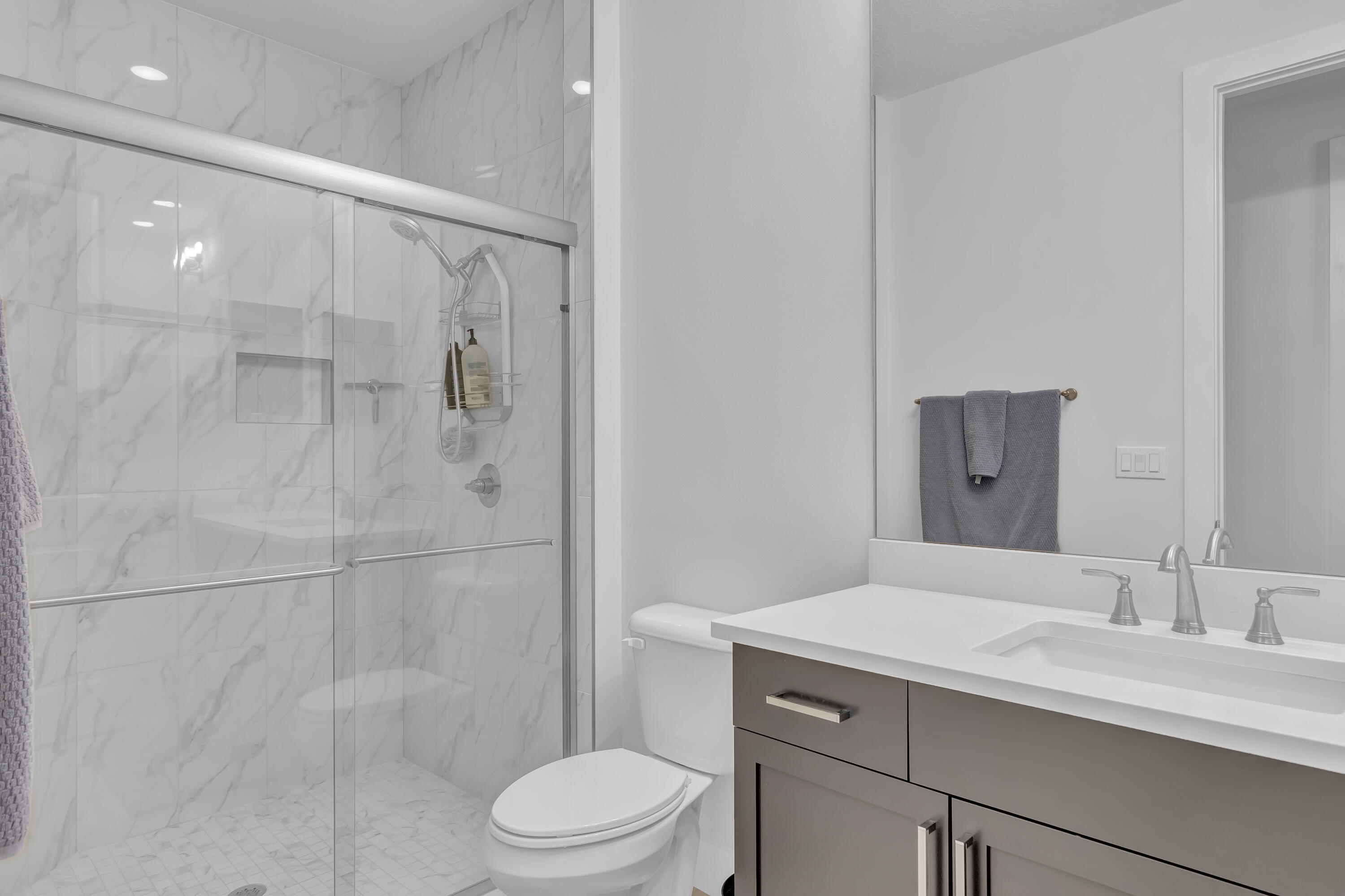 454 Jacqueline Way SW