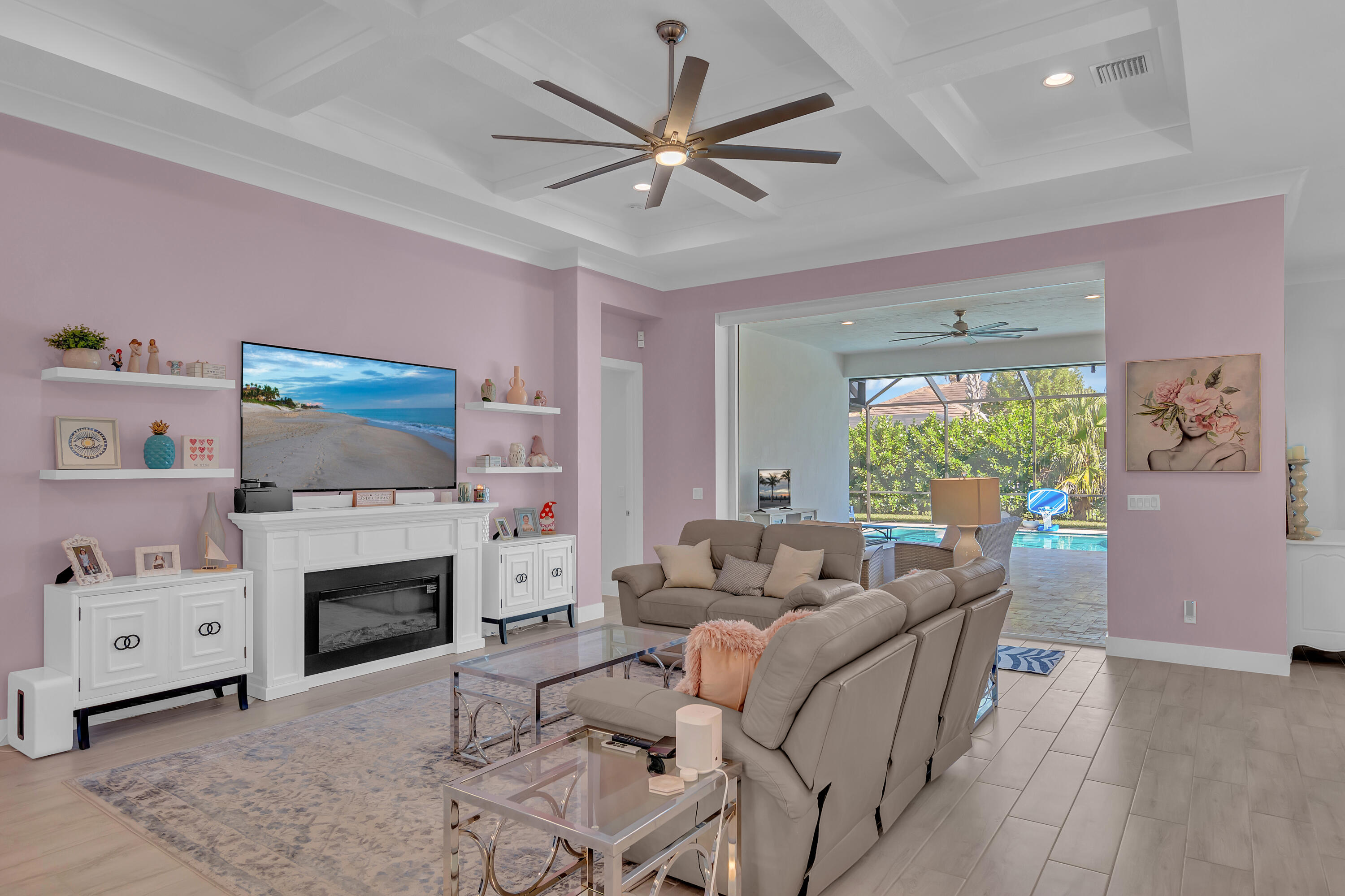 454 Jacqueline Way SW