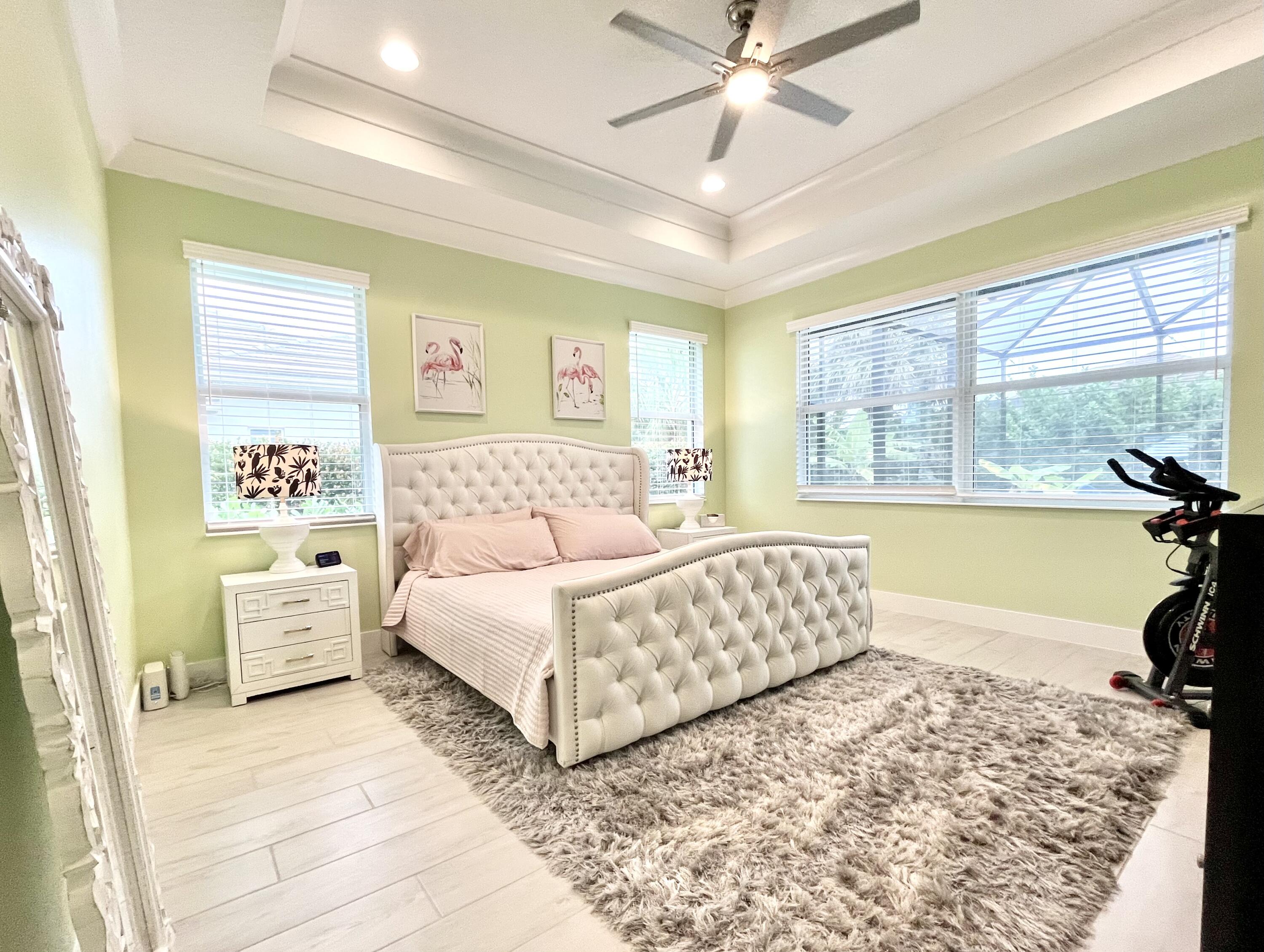 454 Jacqueline Way SW