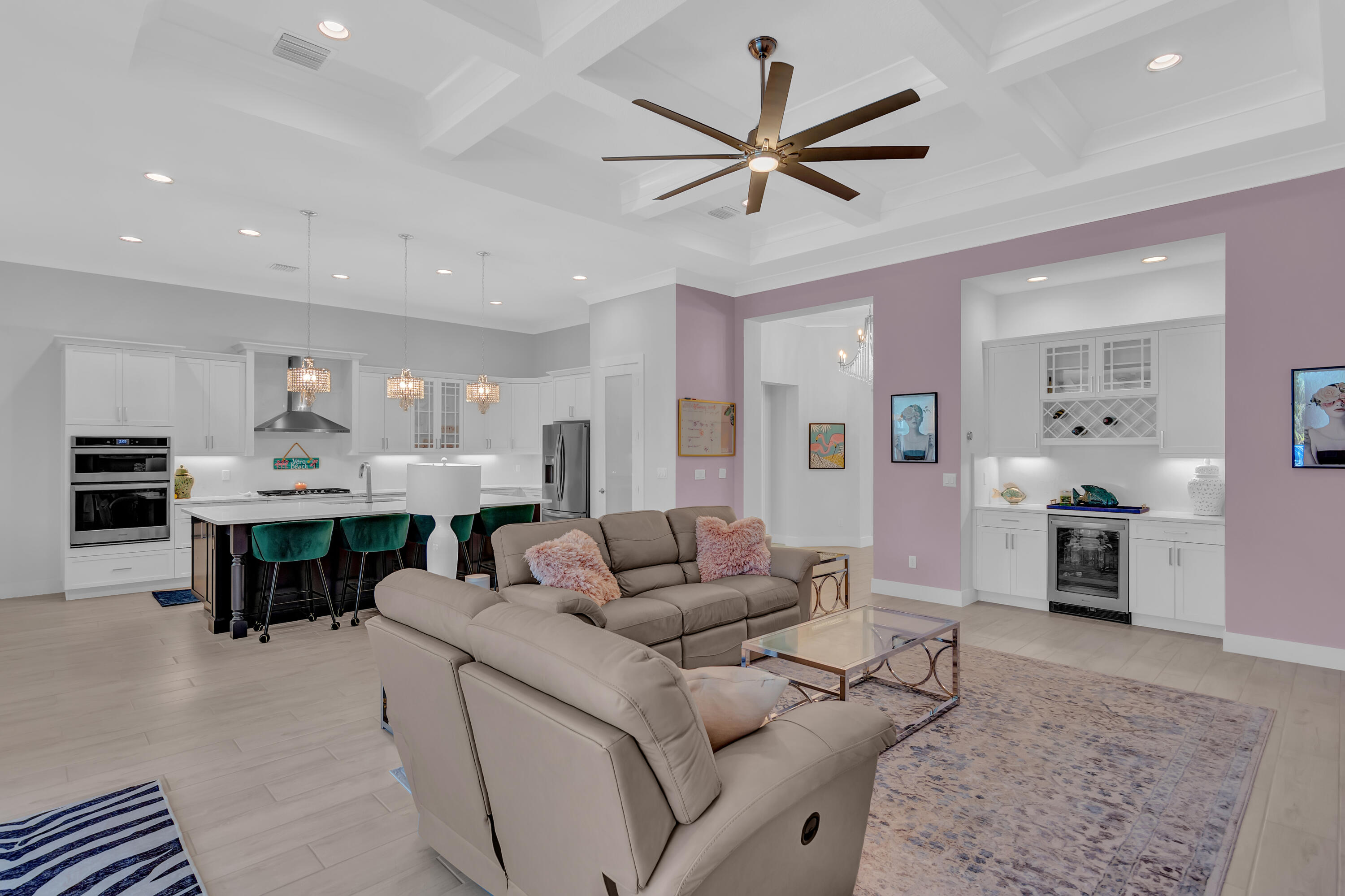 454 Jacqueline Way SW