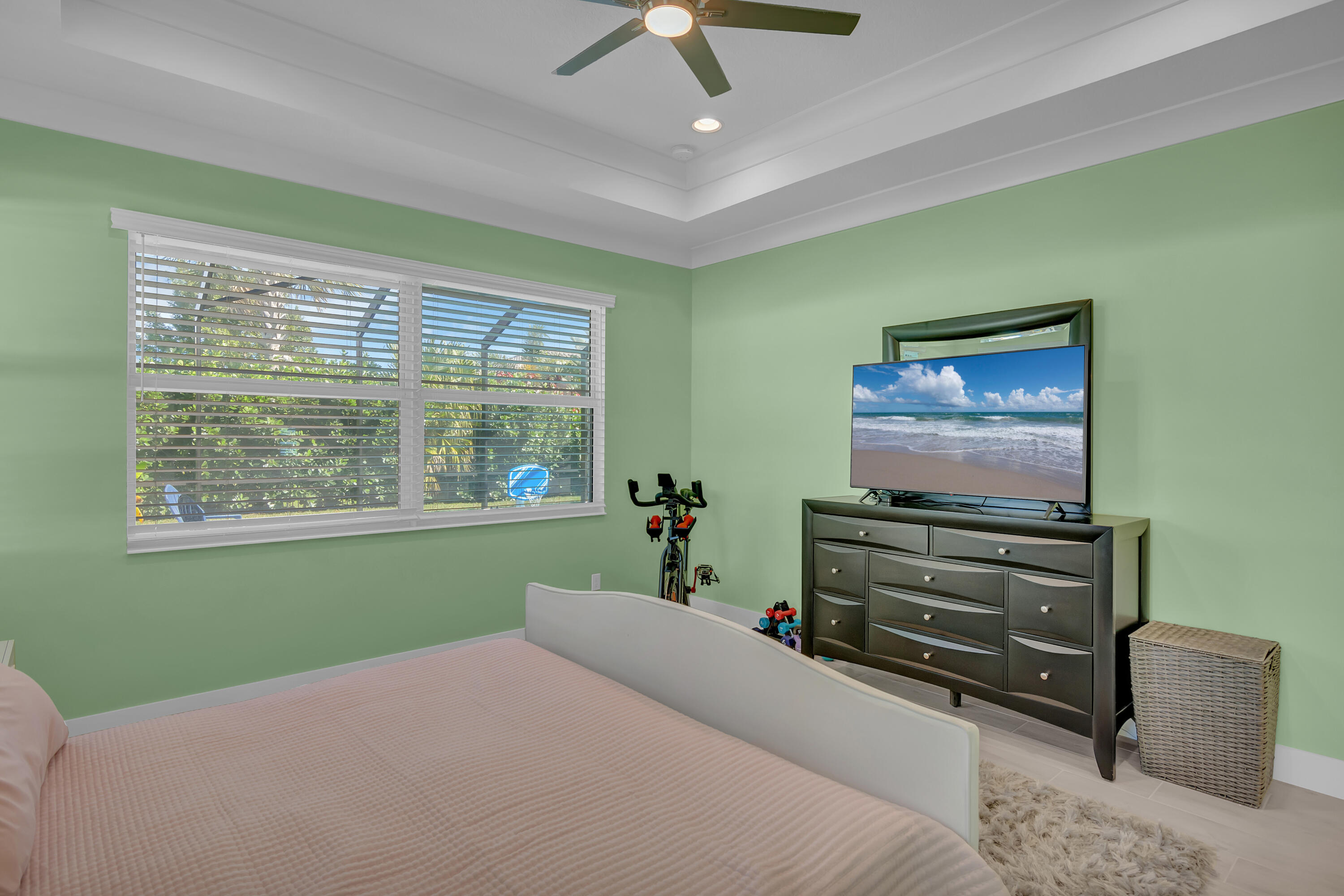 454 Jacqueline Way SW