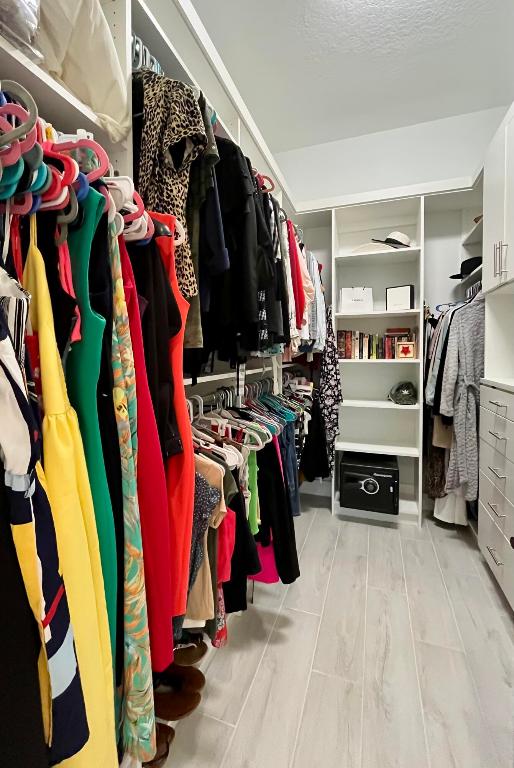 454 Jacqueline Way SW