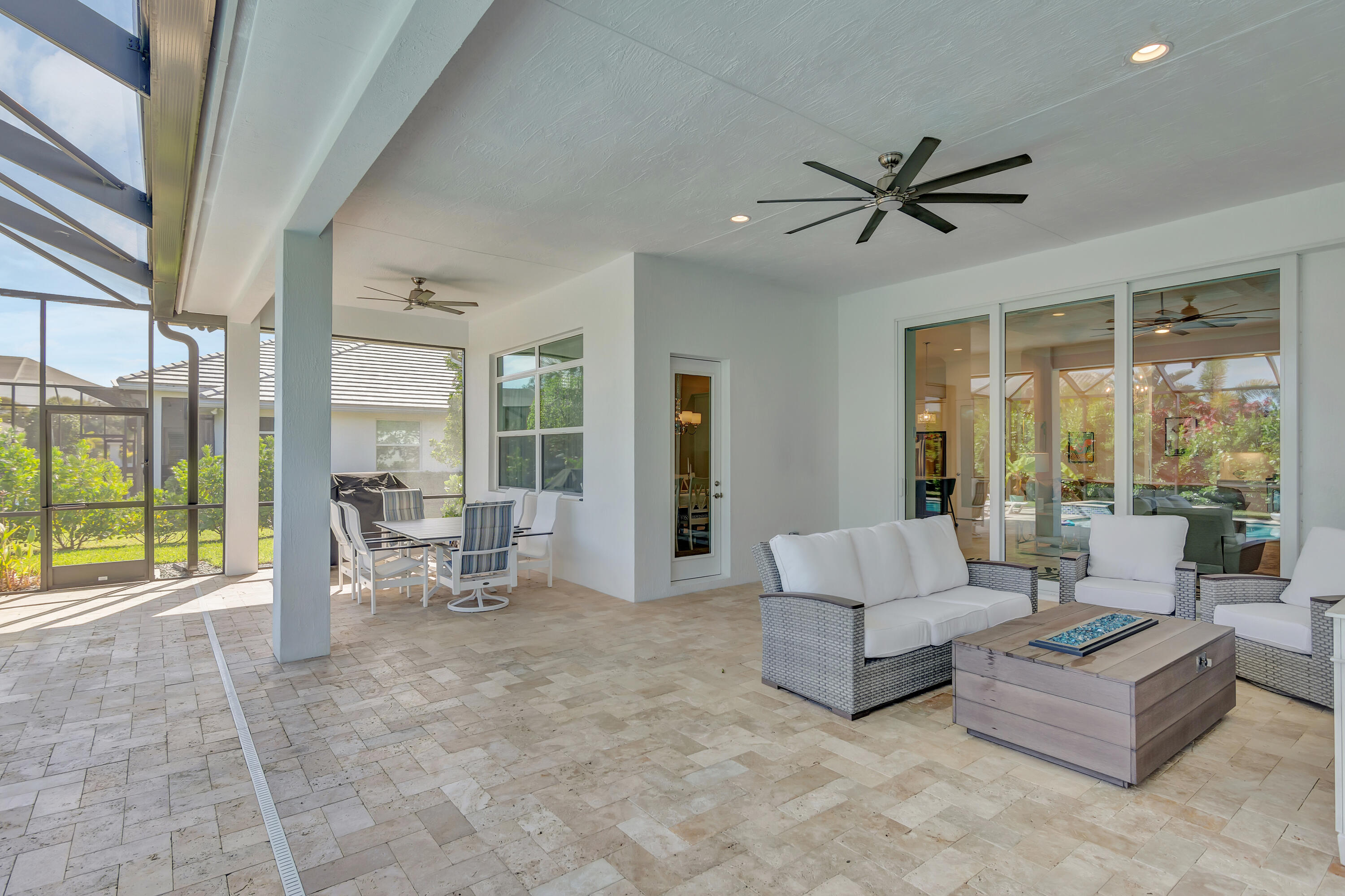 454 Jacqueline Way SW