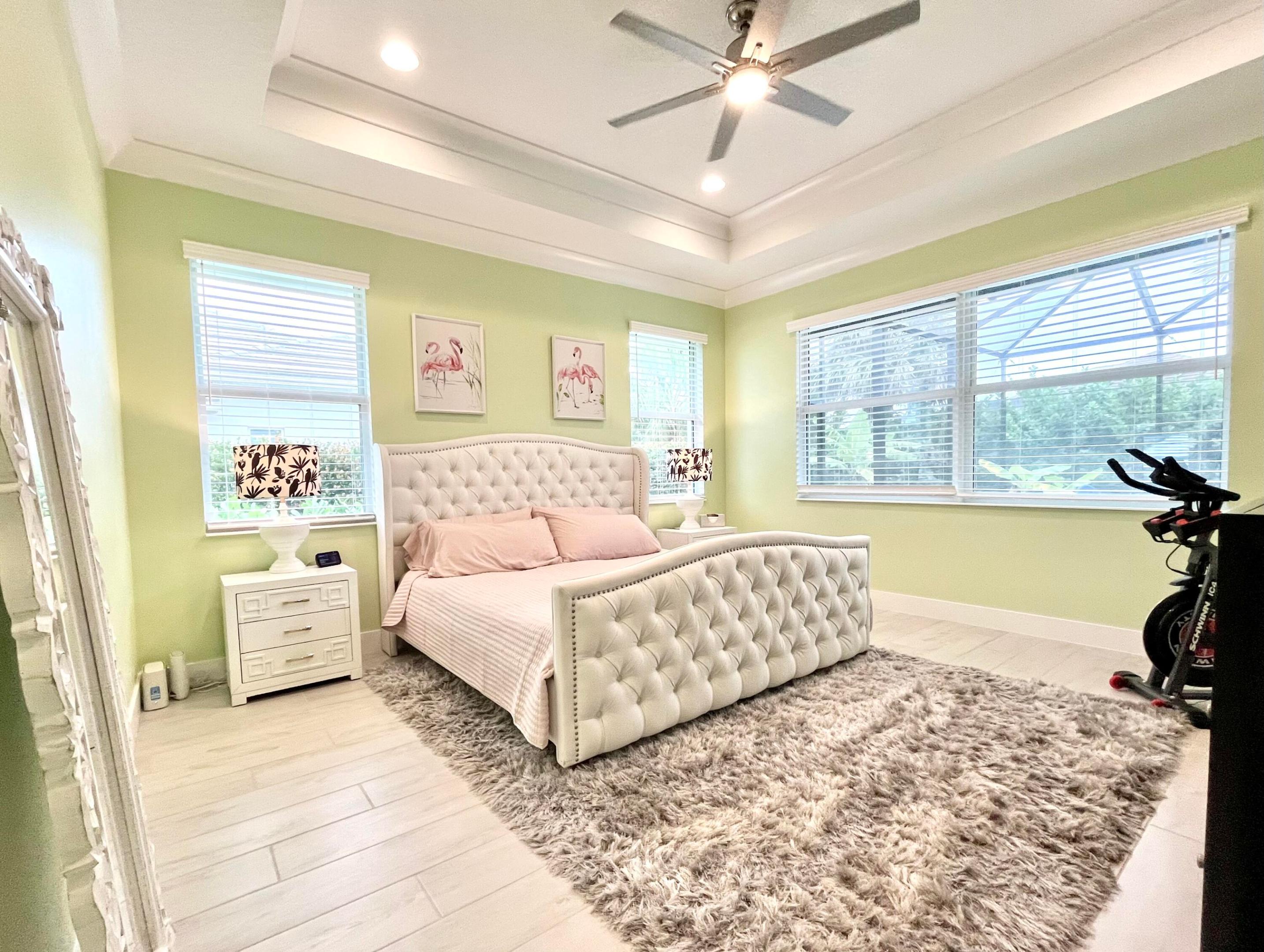 454 Jacqueline Way SW