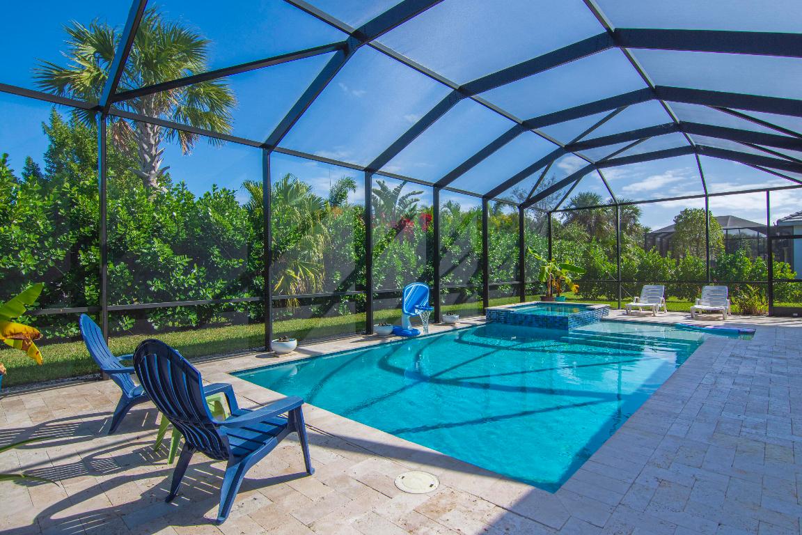 454 Jacqueline Way SW