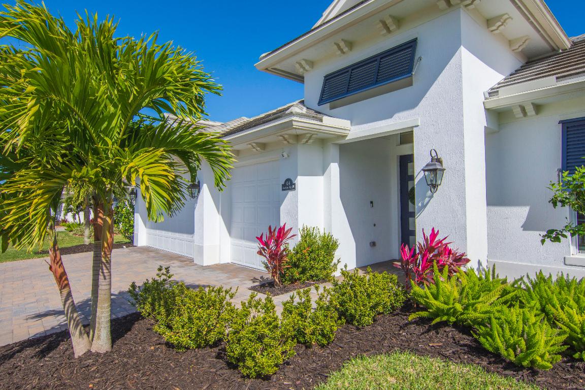 454 Jacqueline Way SW