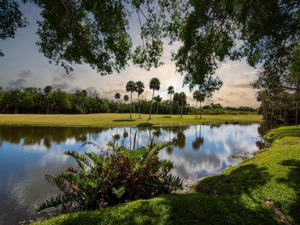 12 Vista Gardens Trail 202