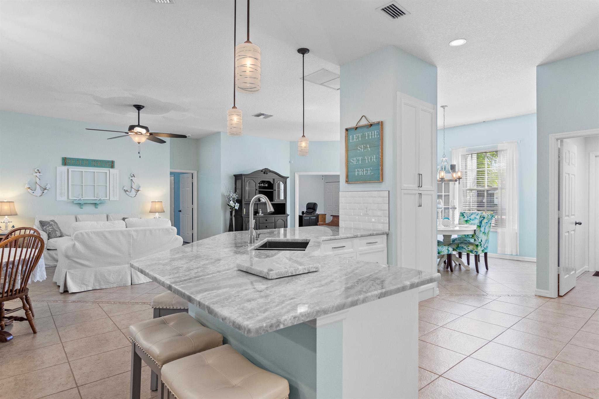 5679 Riverboat Circle SW