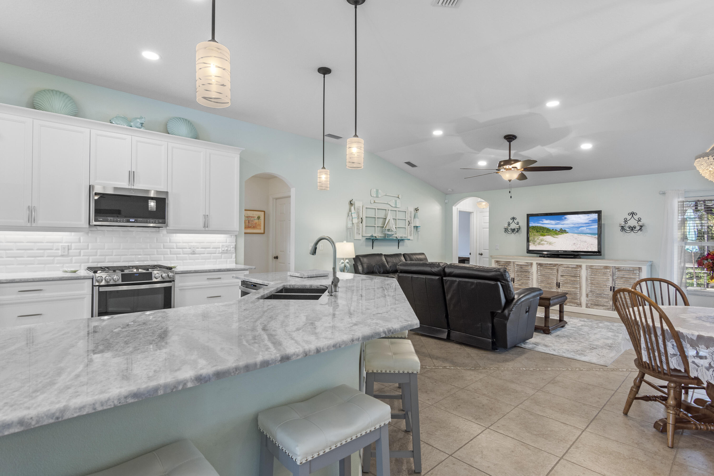 5679 Riverboat Circle SW